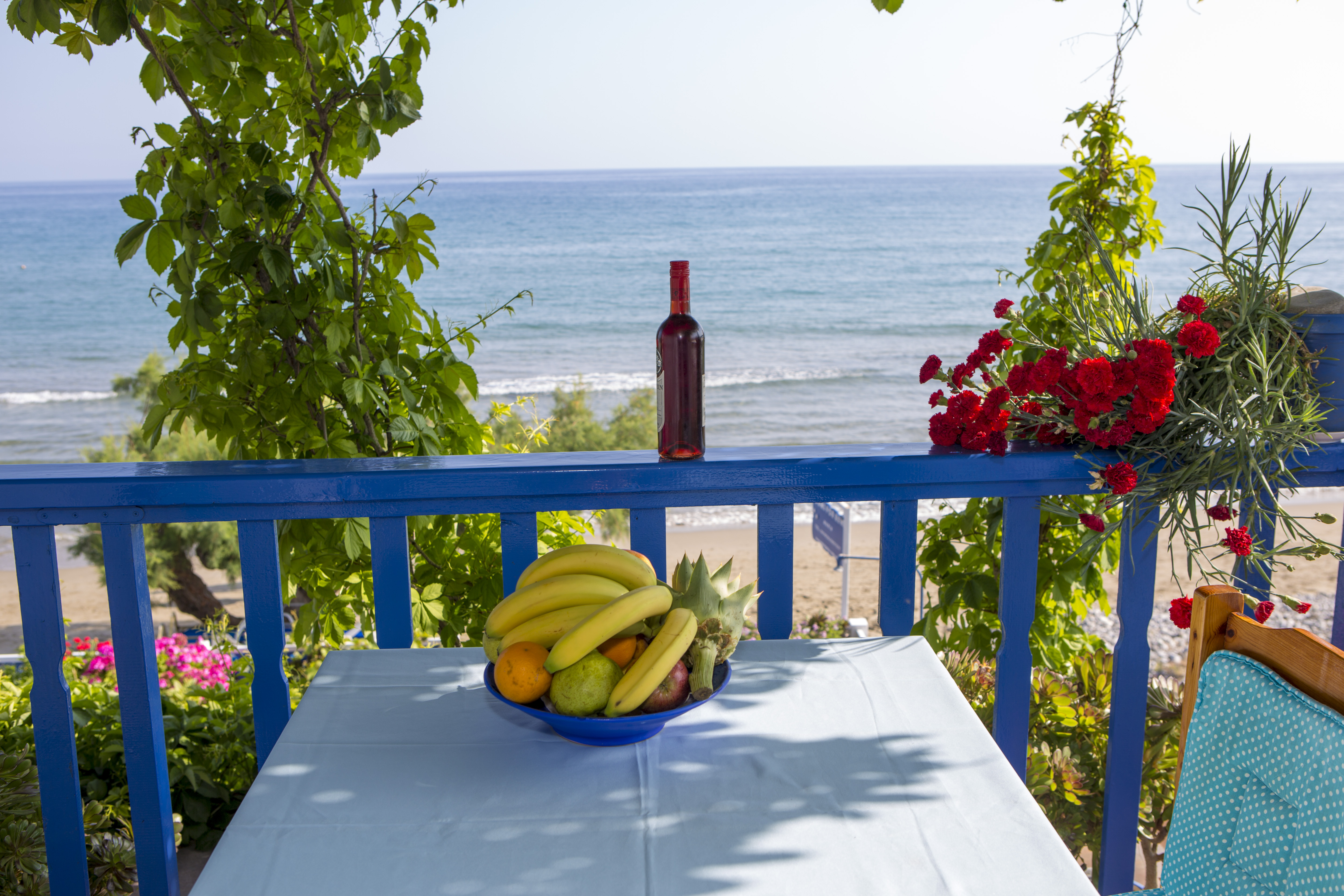 STUDIO ON THE BEACH!!!Full Sea View in Ιεράπετρας, Crete