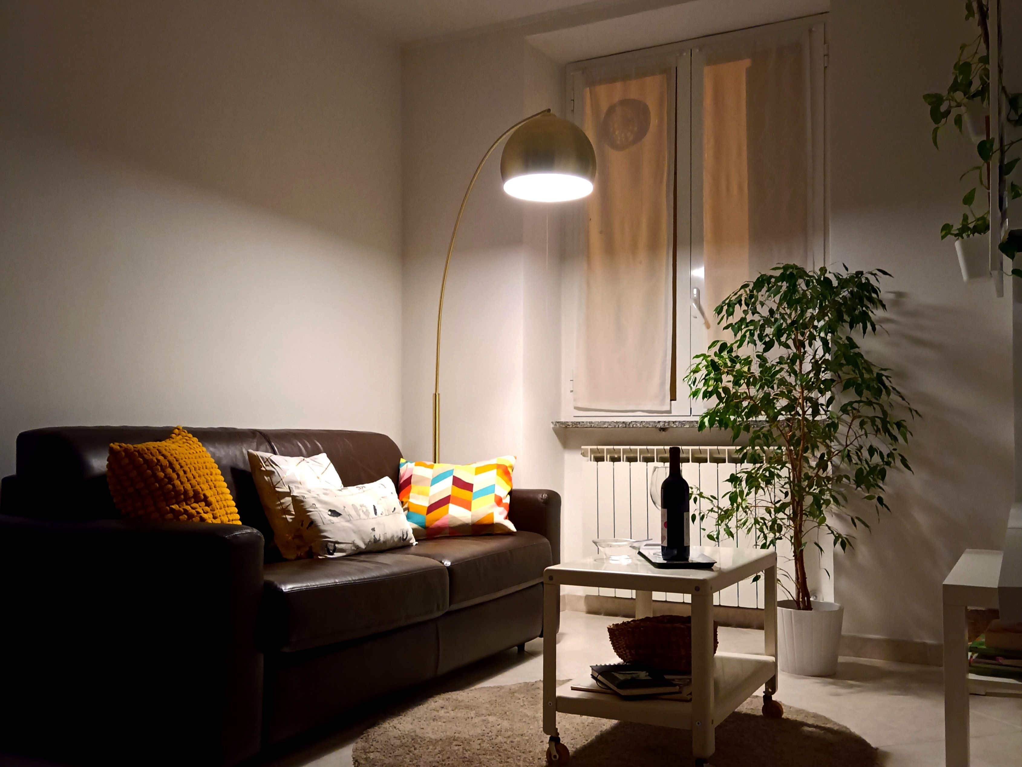At Pizz's place 
Two-room apartment with private parking space.