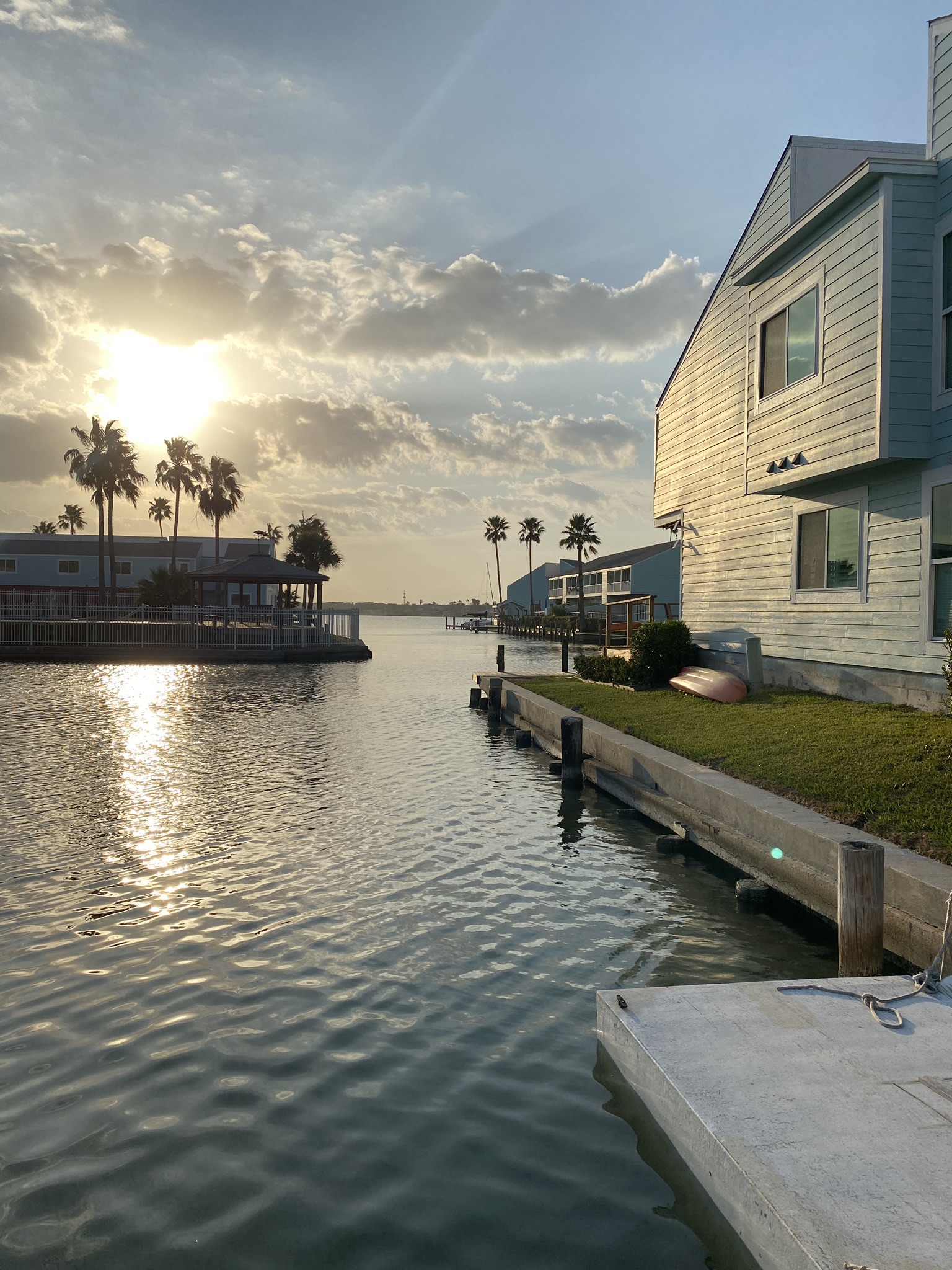 Beautiful Waterfront Condo in Key Allegro Condominiums for Rent in