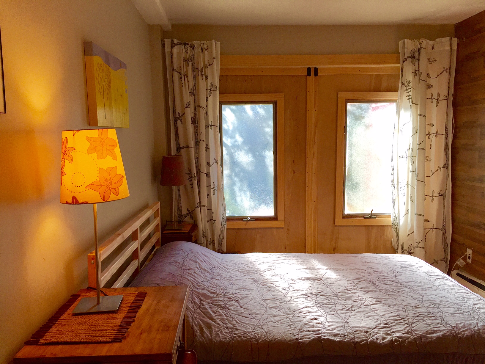 Cozy multi-leveled apartment! in Shore Acres, New York City