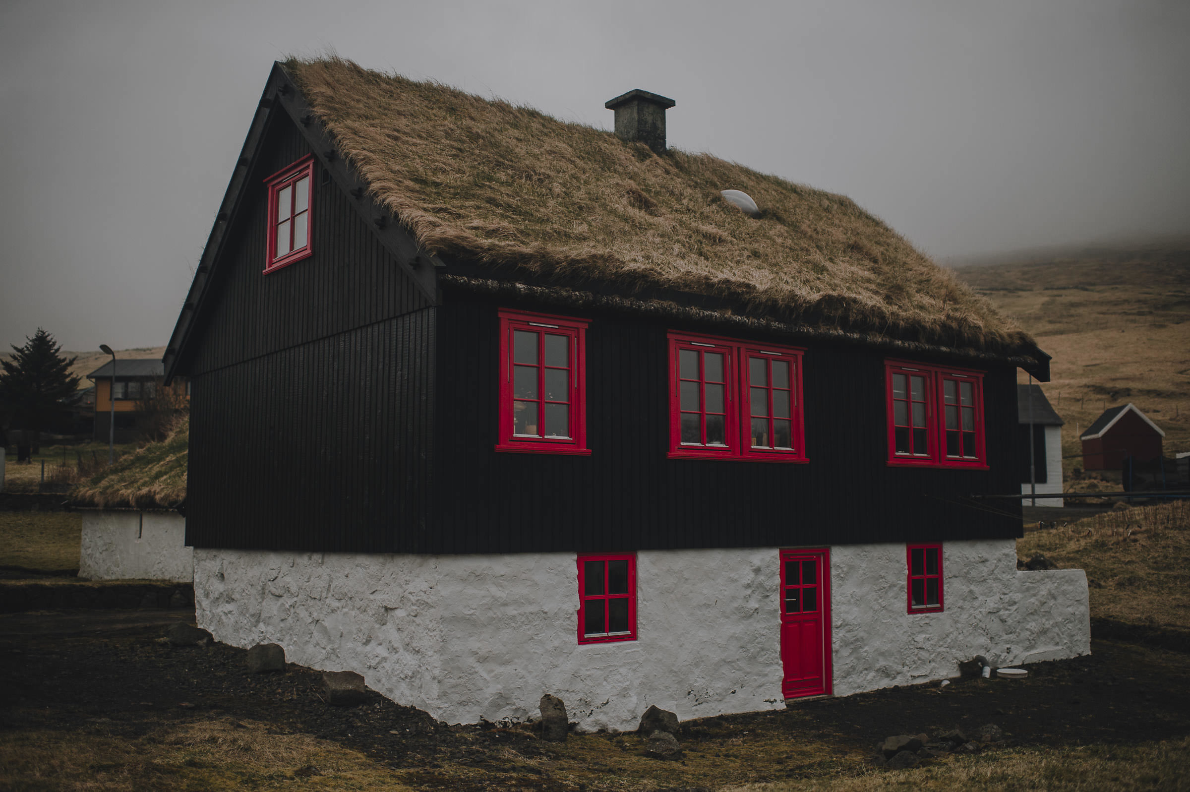 Turf House in town center and near airport Cabins for Rent in