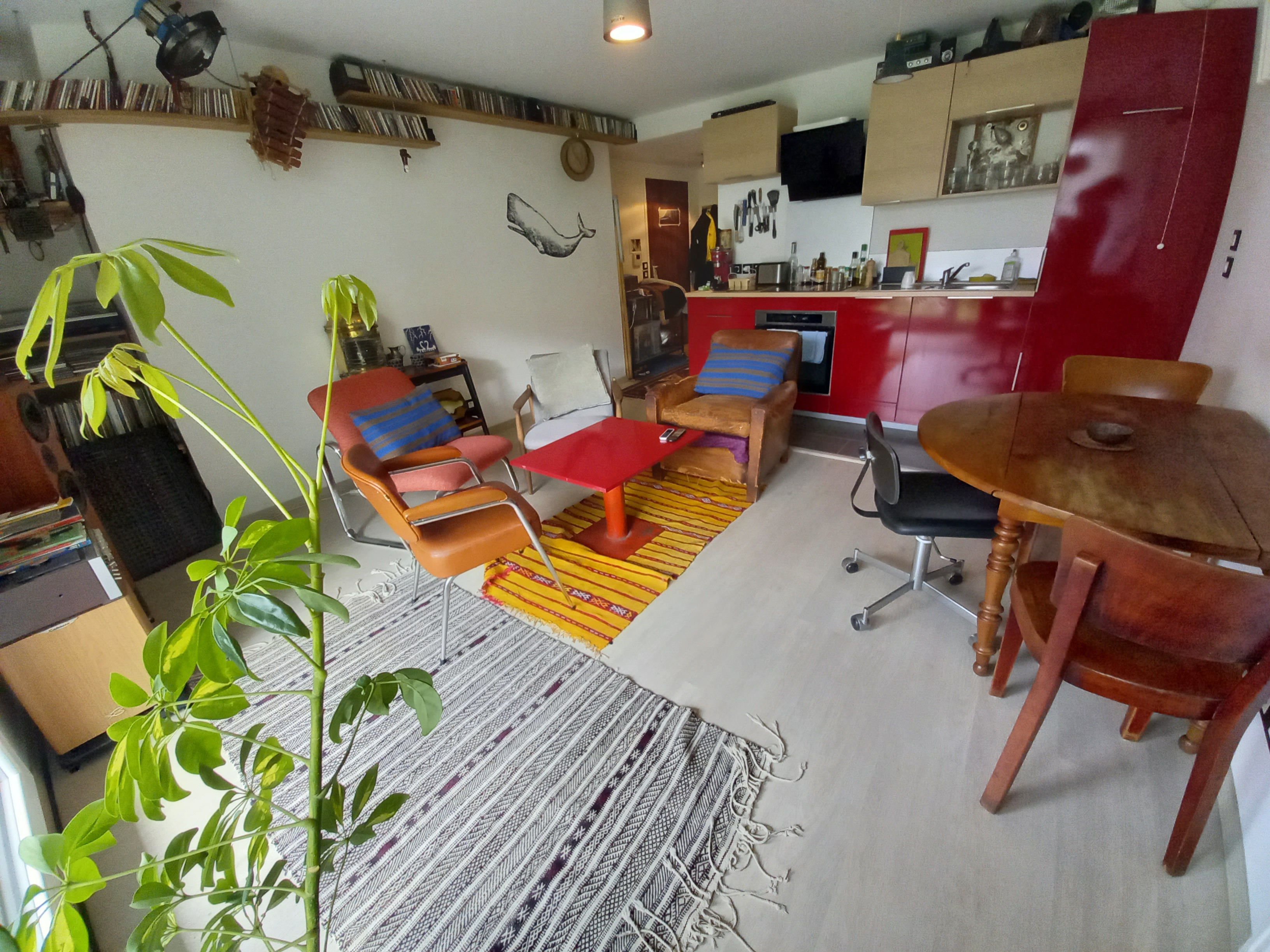 Artist apartment with garden
