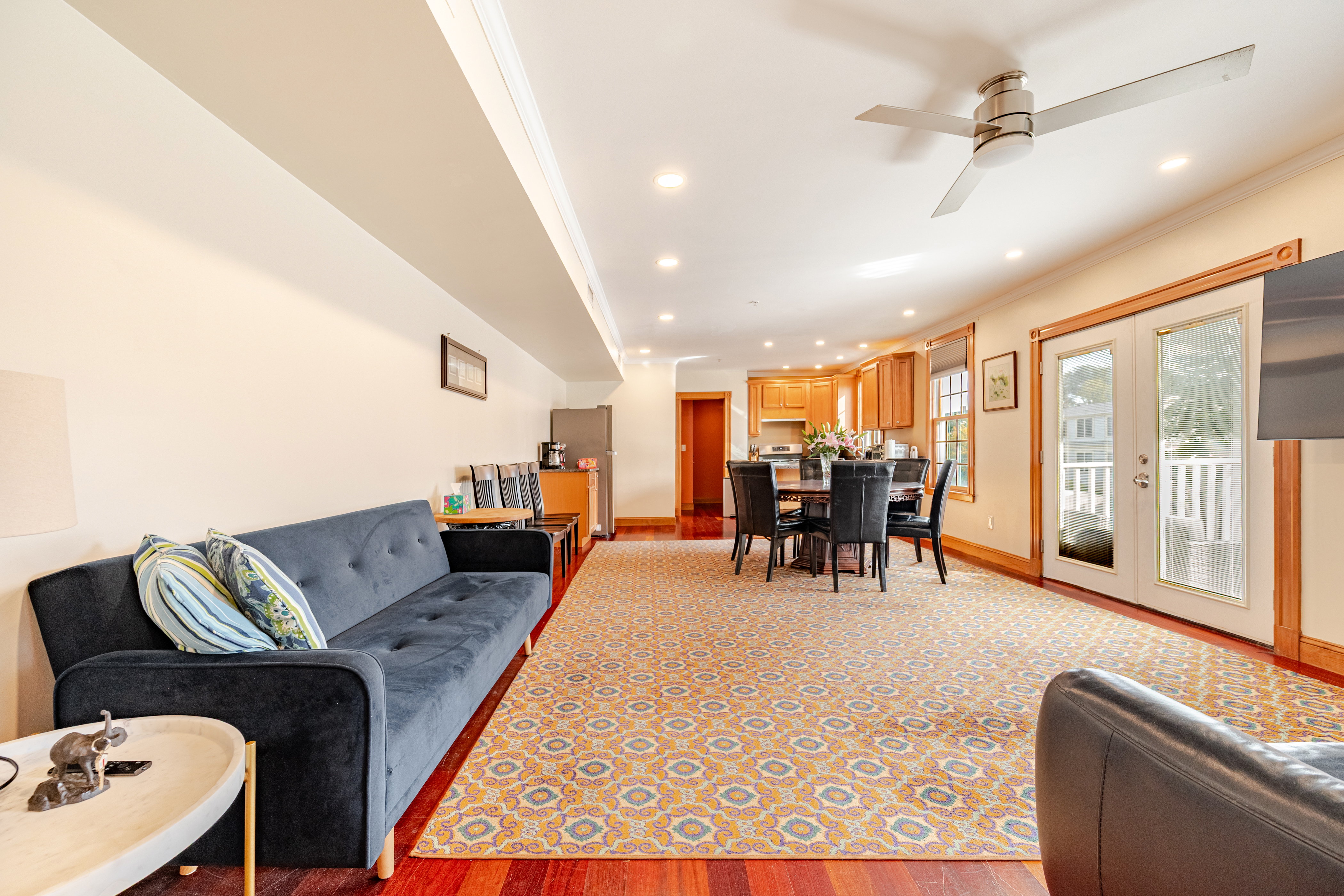 3BR/3BA | 3 Parking | by Central Sq, Harvard & MIT in The Port, Cambridge