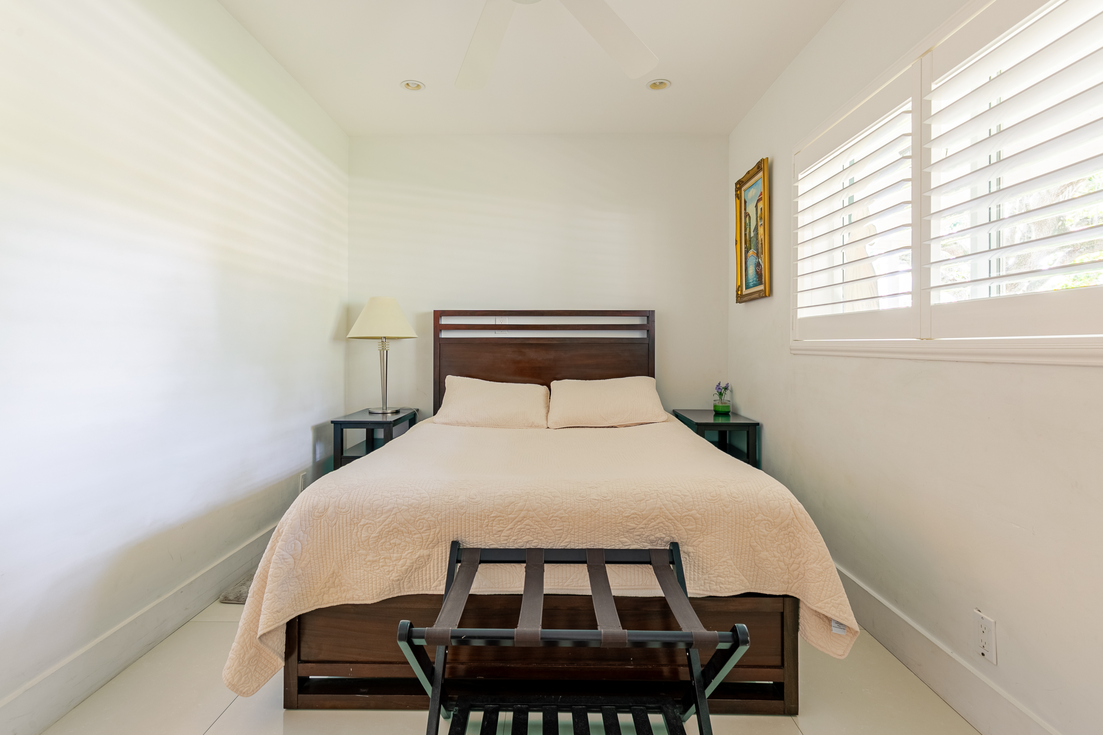 Nice ROOM in Beautiful Country Home in Southwest Ranches, Broward County