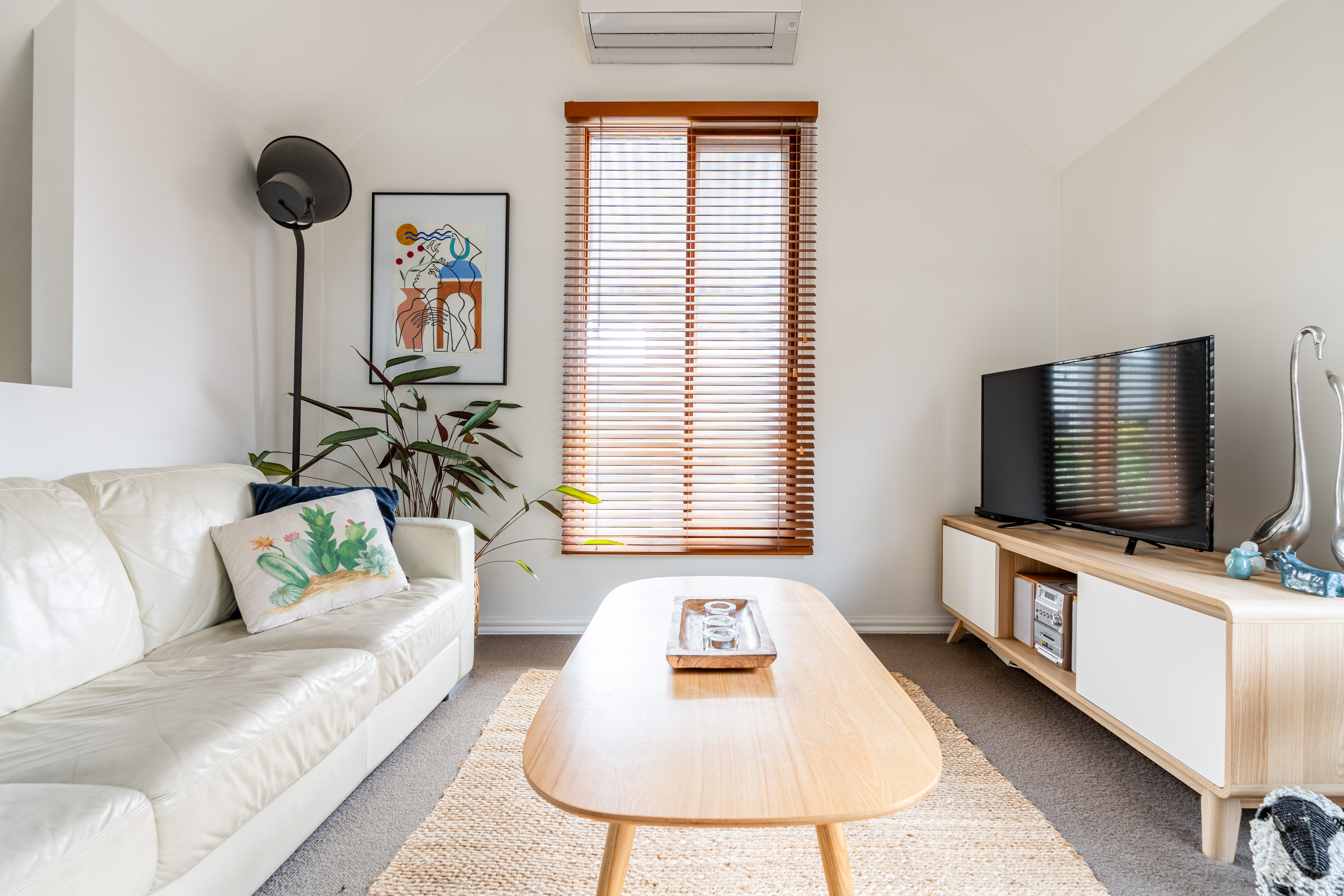 Light-Filled Guesthouse in Hawthorn