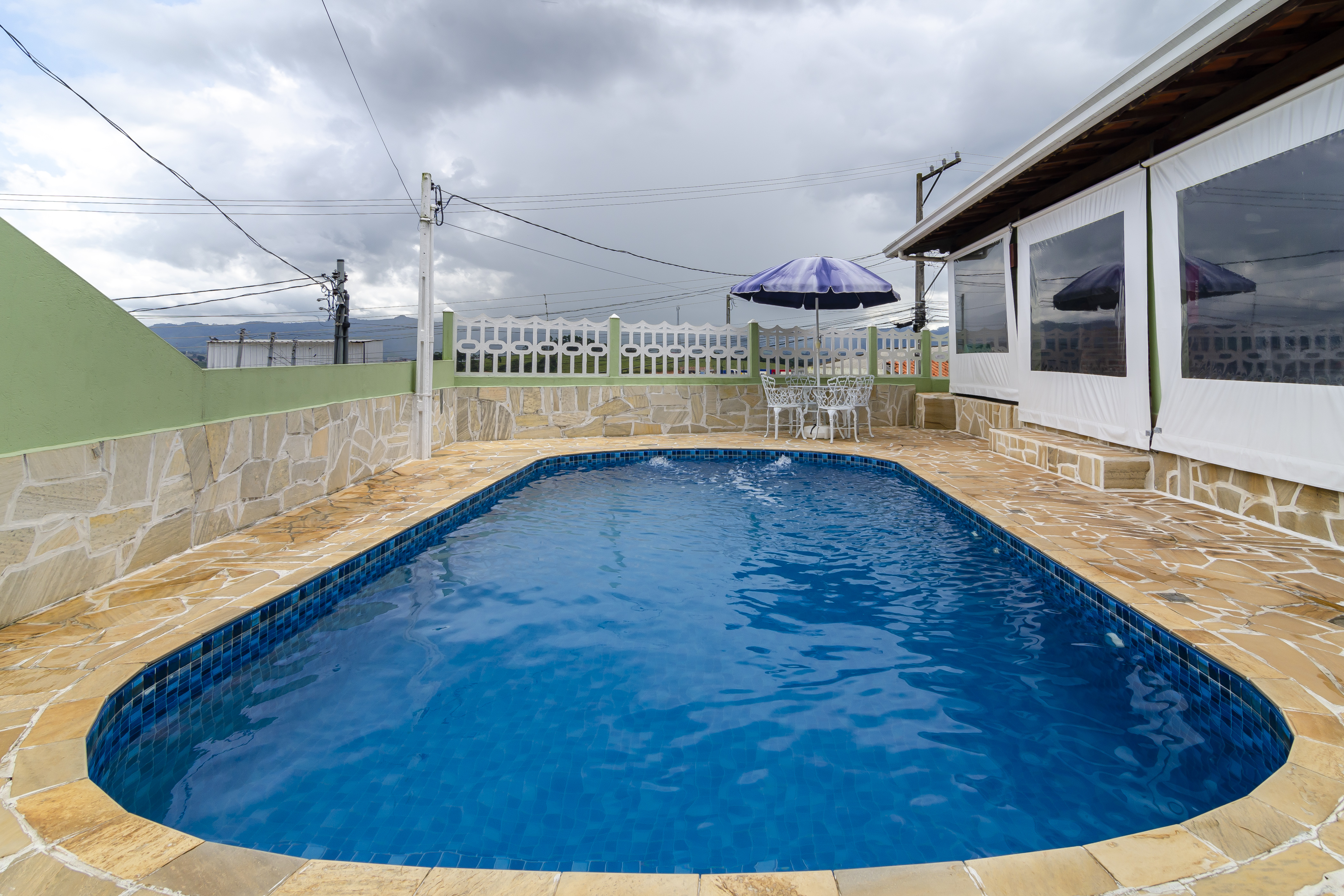 Comfortable suites in Extrema MG