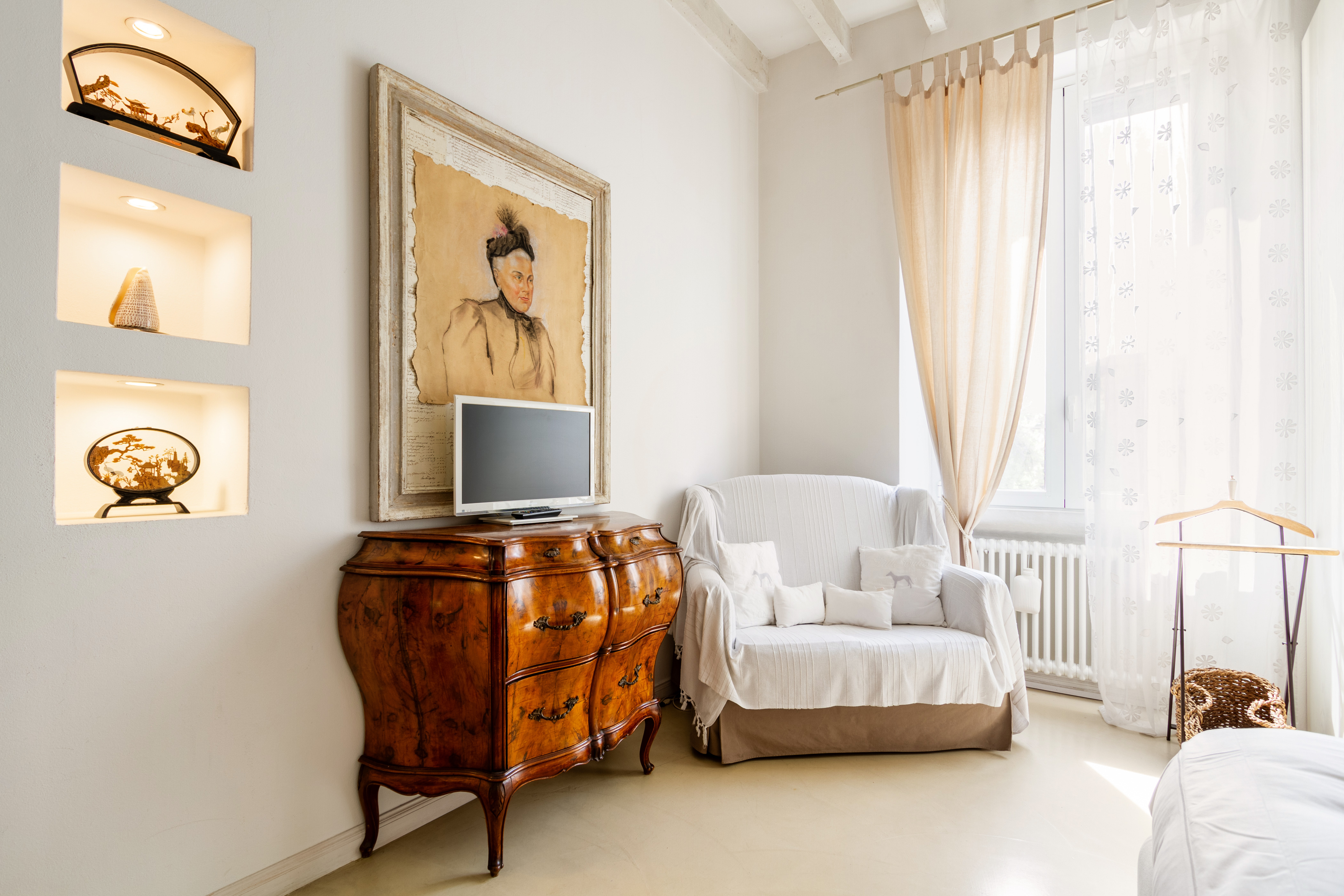 Lovely and very comfortable flat in BANDE NERE, Milan