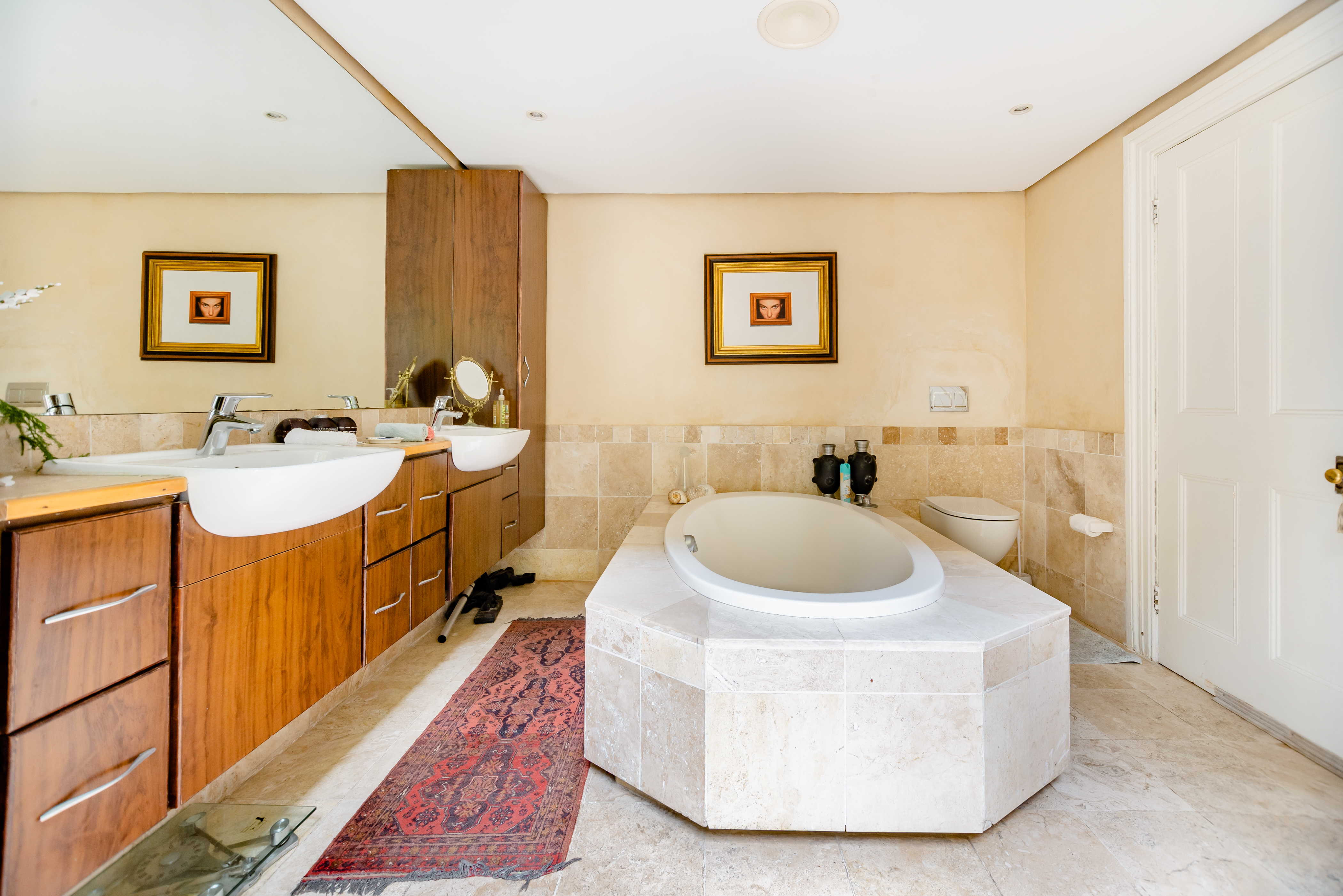 Deluxe Double /with balcony in Ward 115, Cape Town