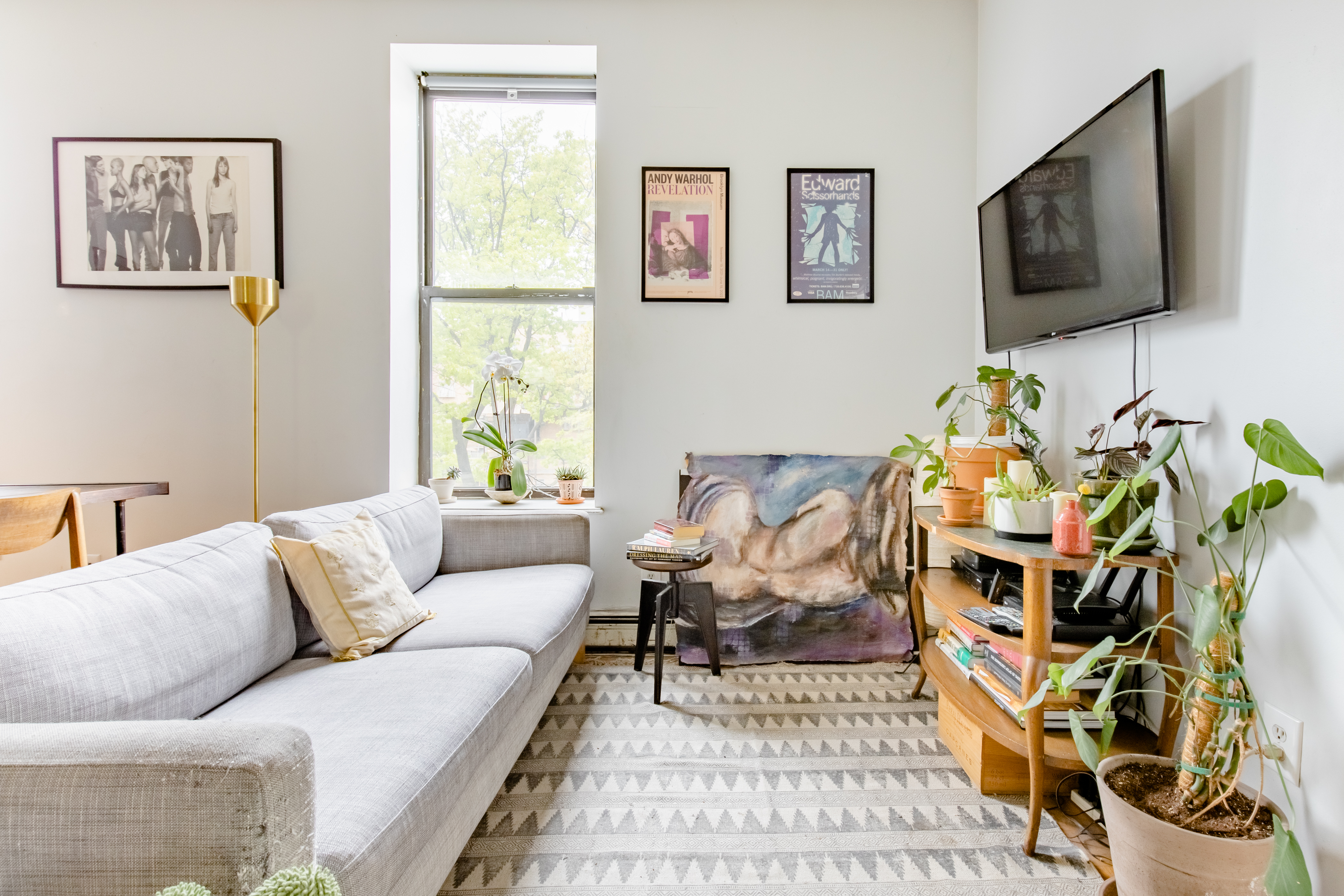 Sunny, cozy room in Brooklyn.