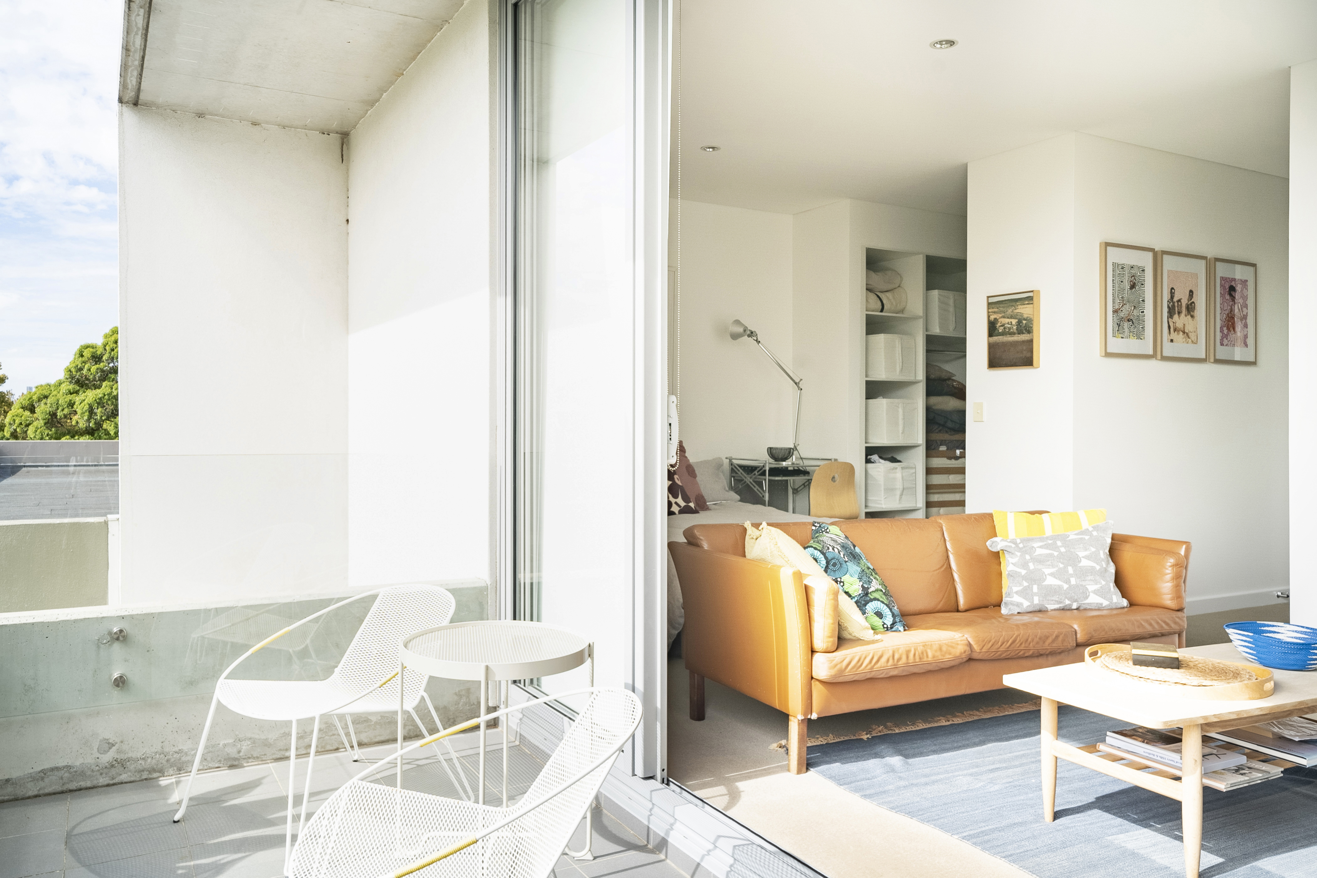 Self-contained Surry Hills Studio