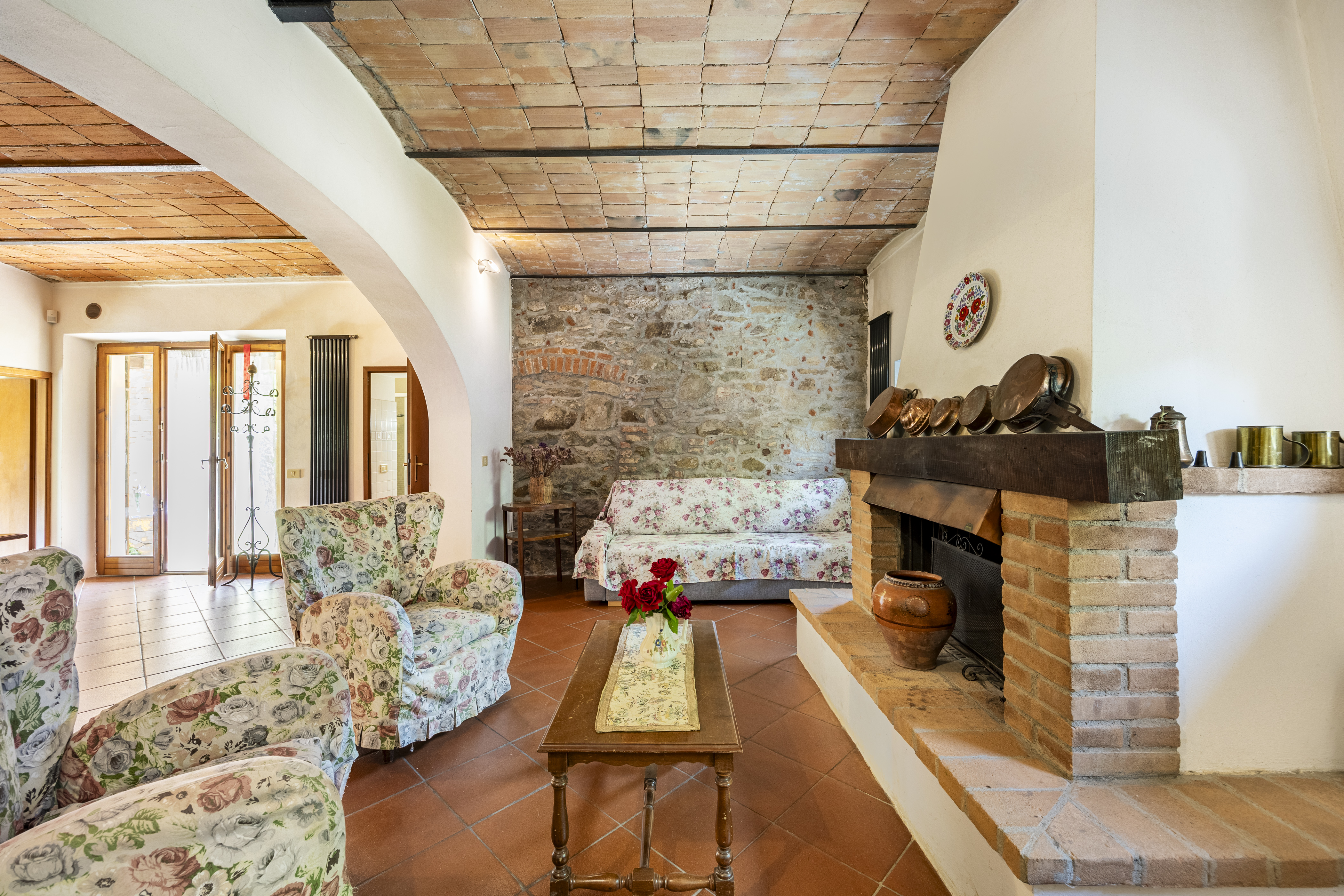 Cozy renovated tuscan farmhouse with pool