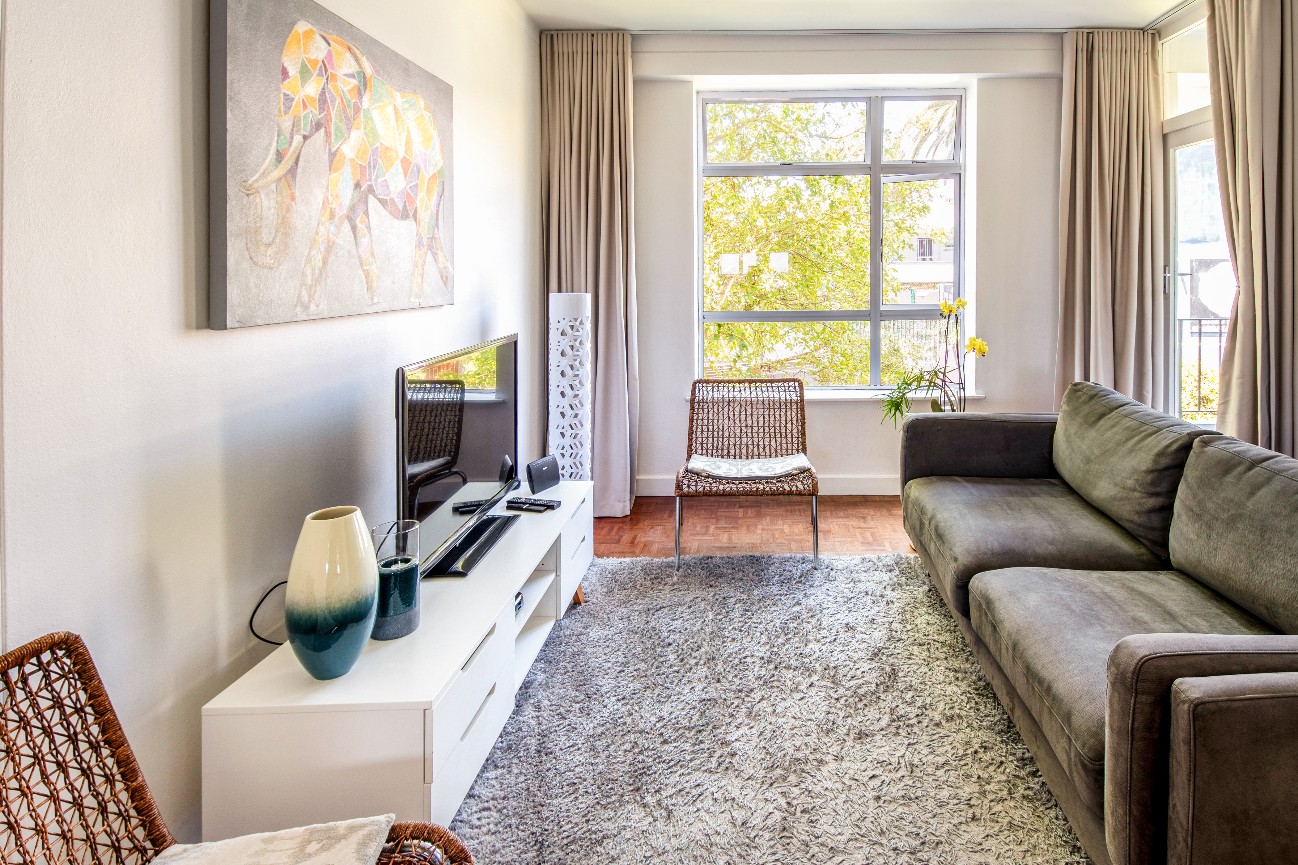 Contemporary Studio Apt, Close to V & A Waterfront & City