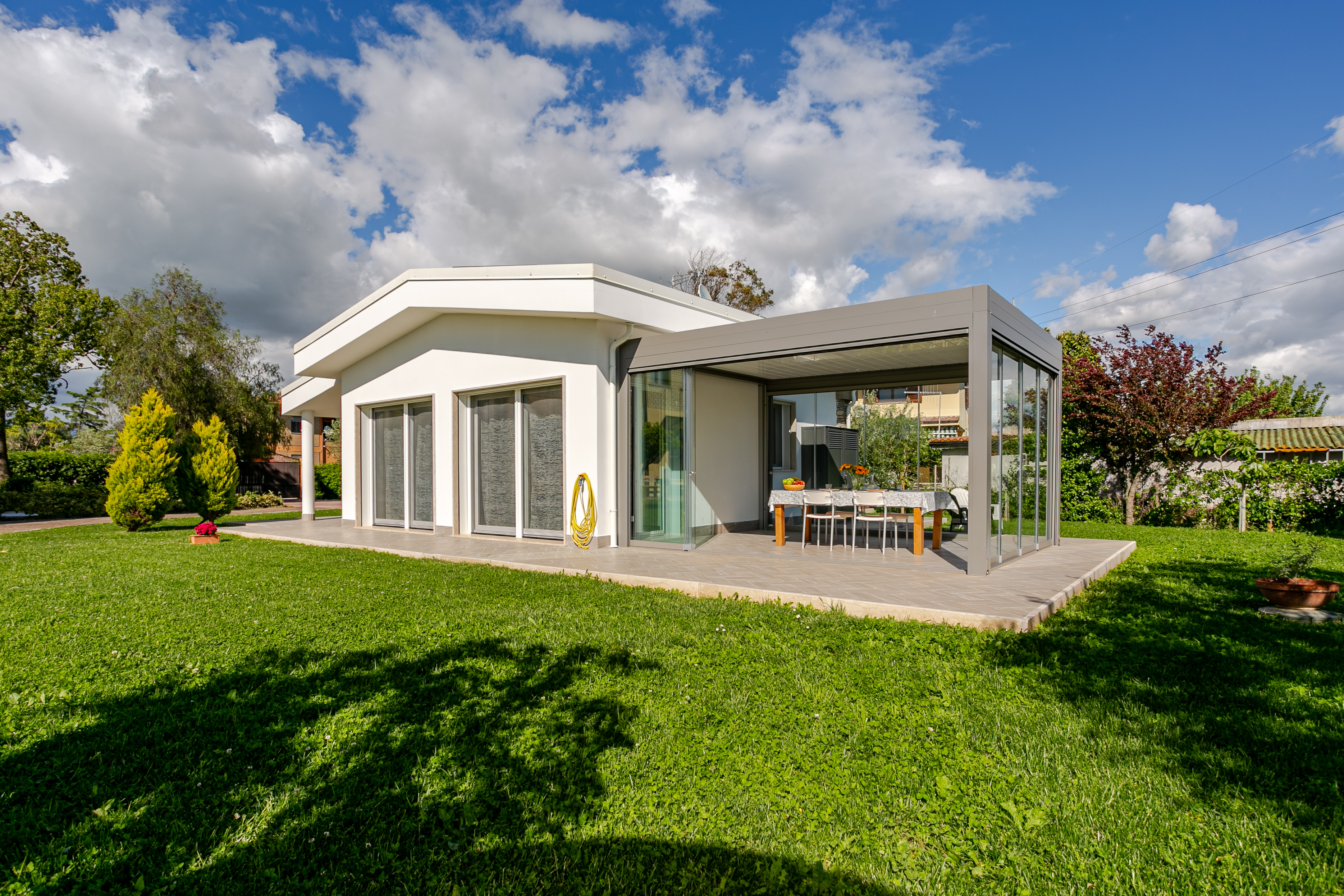 9647d575-0cbd-4d84-8545-