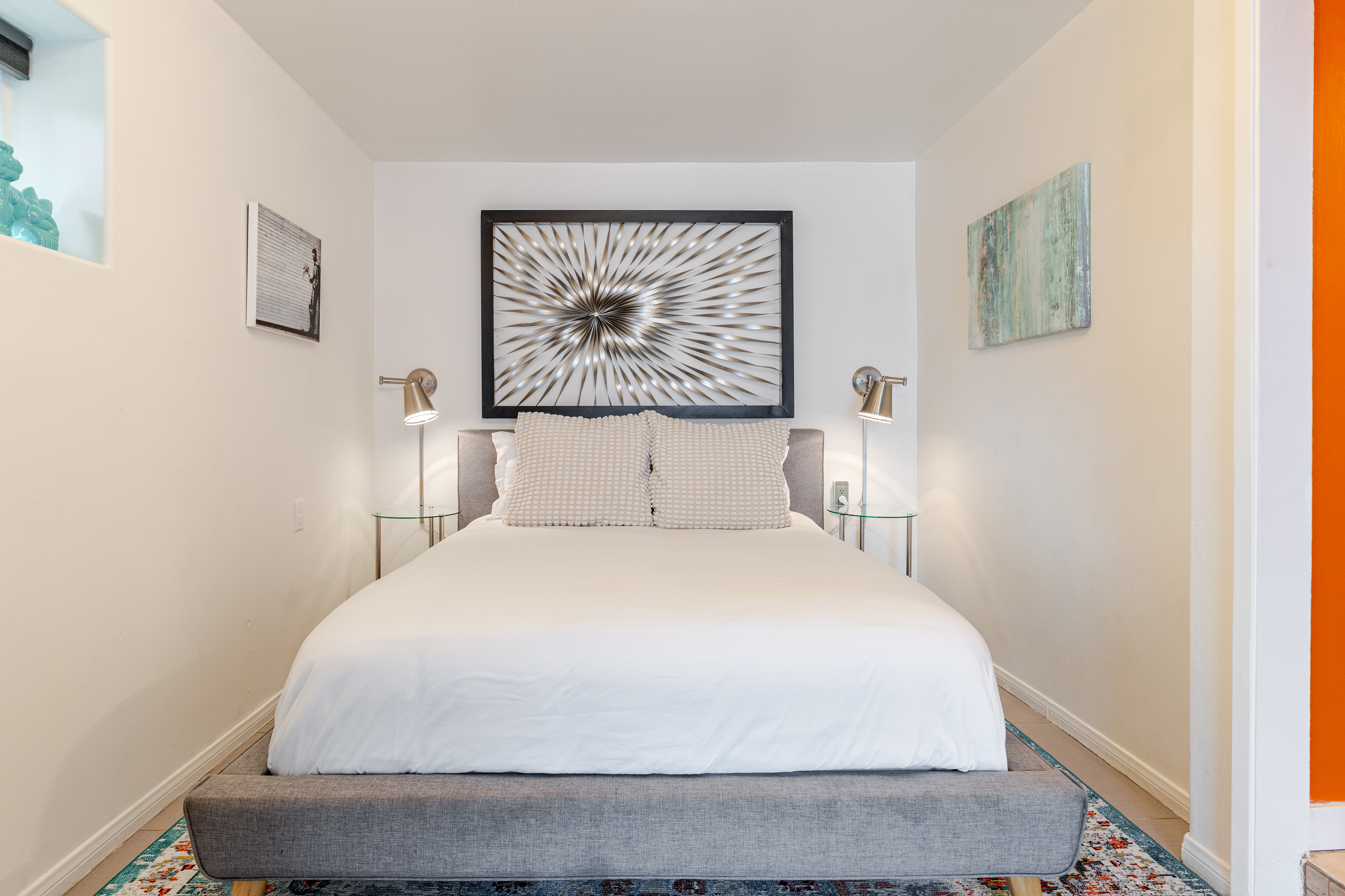Private Silver Lake Guest Suite