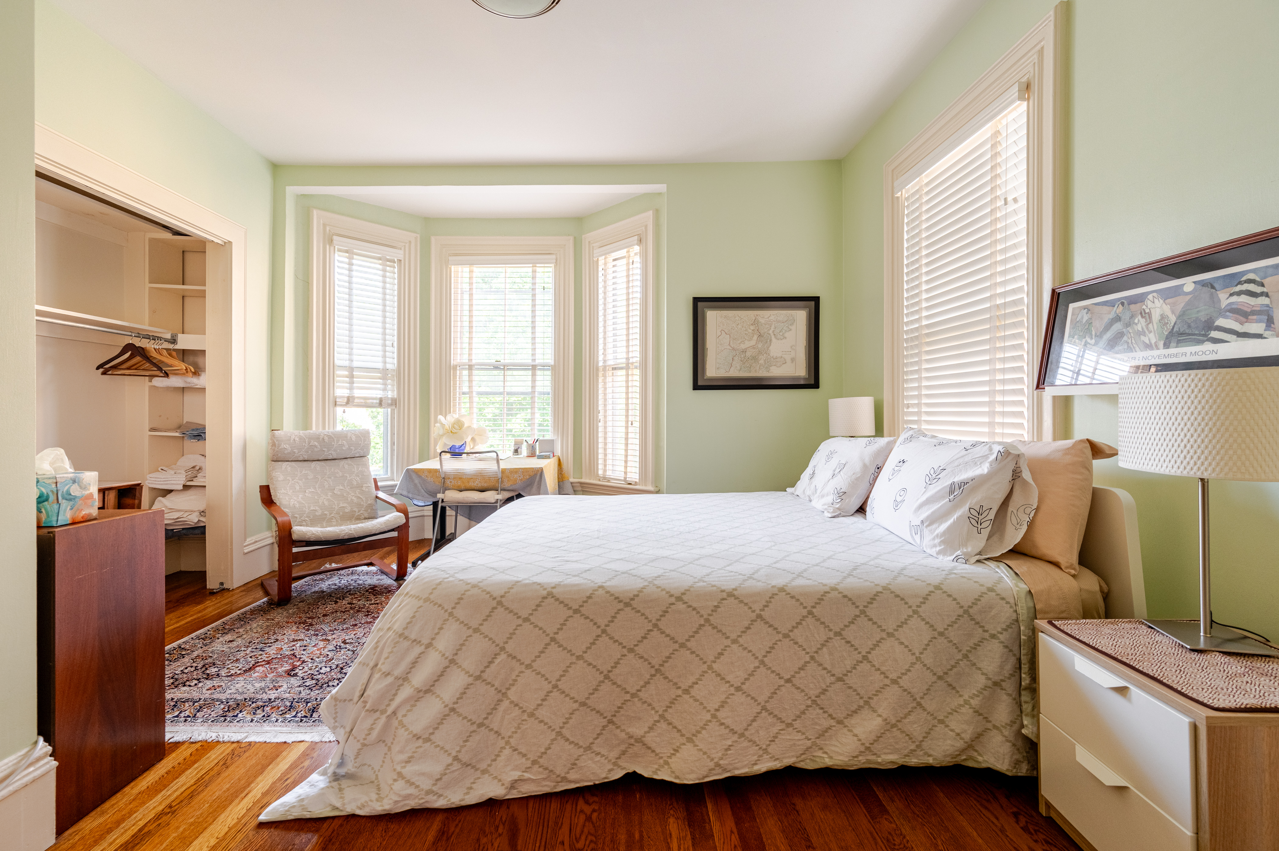 Harvard/MIT/Lesley/Tufts Private Room & Bath in Agassiz, Cambridge