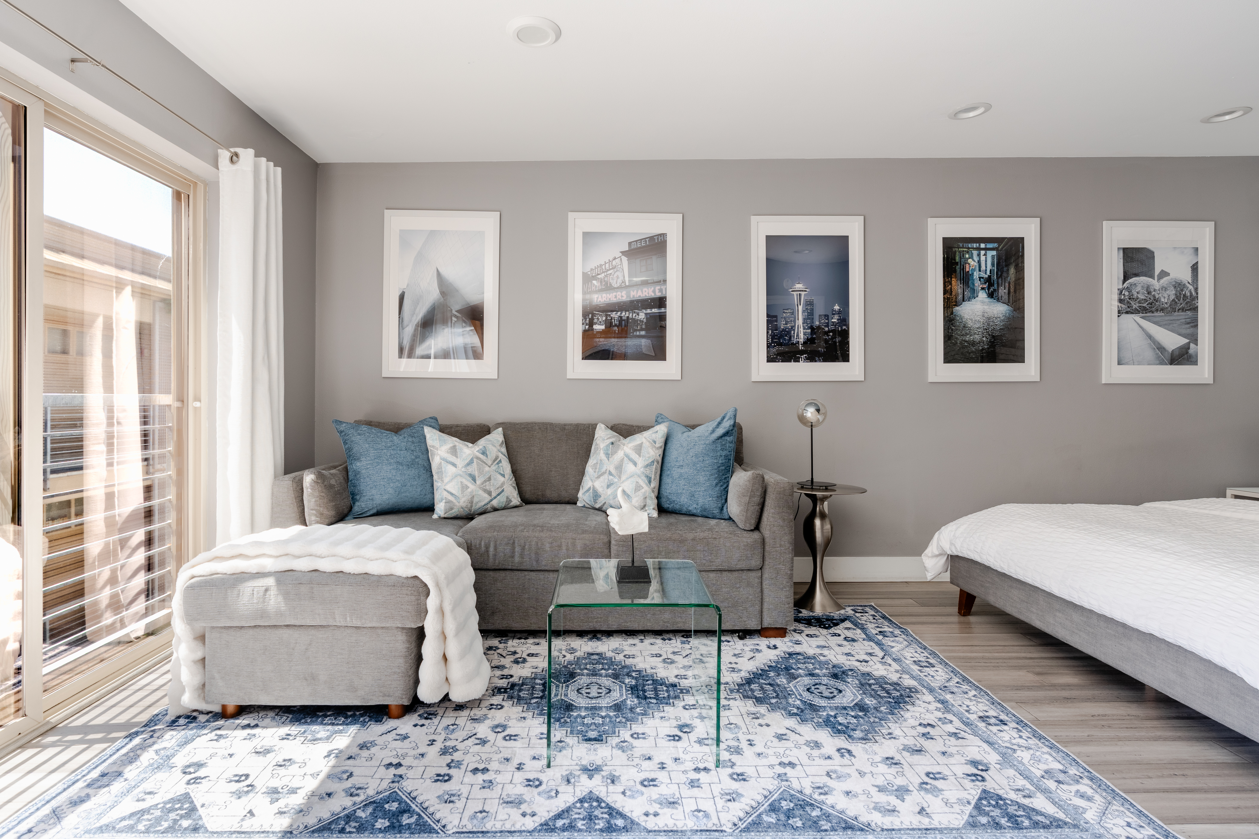 Modern Studio in the Heart of the City