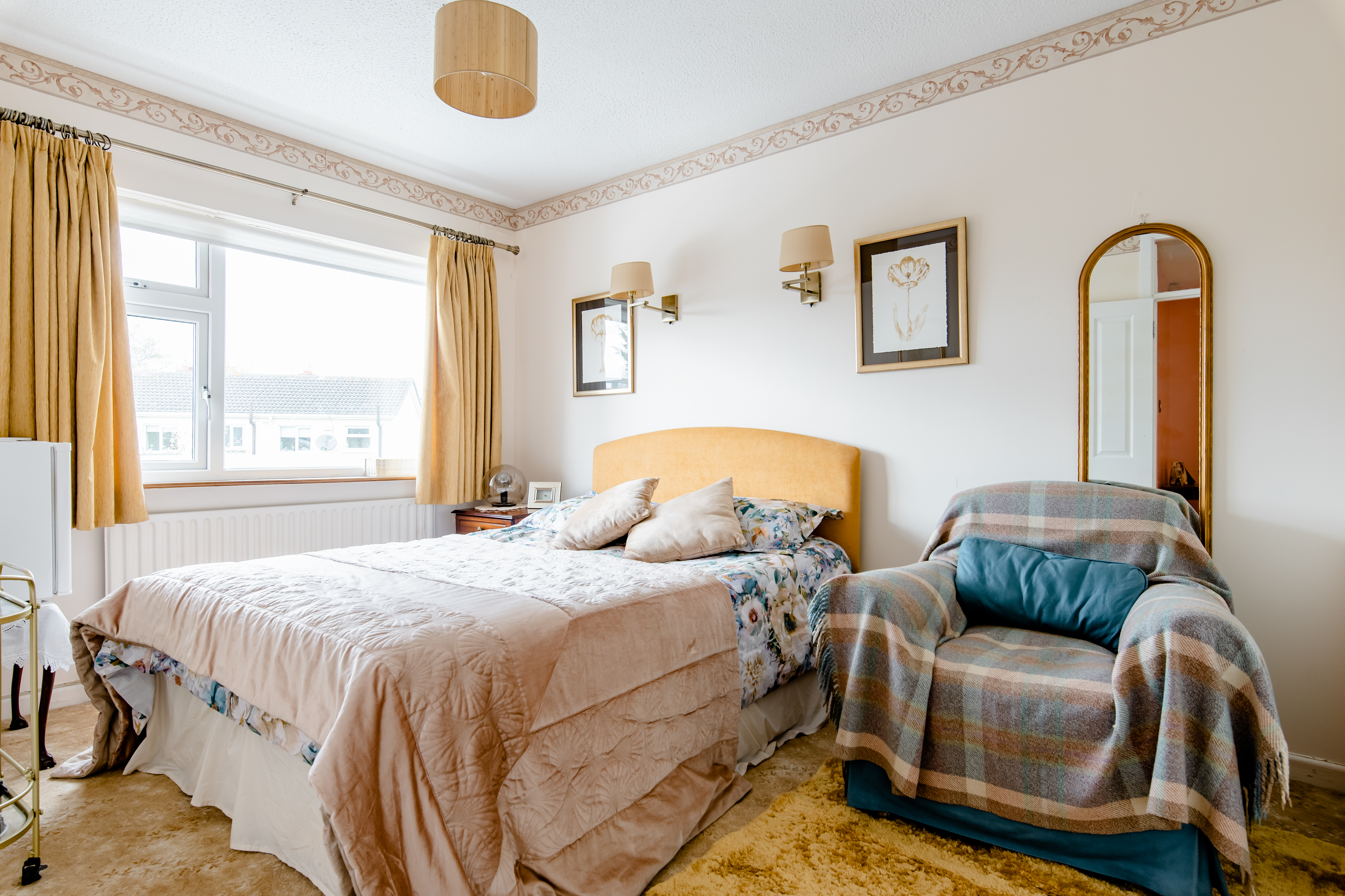 5 The Crescent Binn Eadair View Sutton Dublin. 13