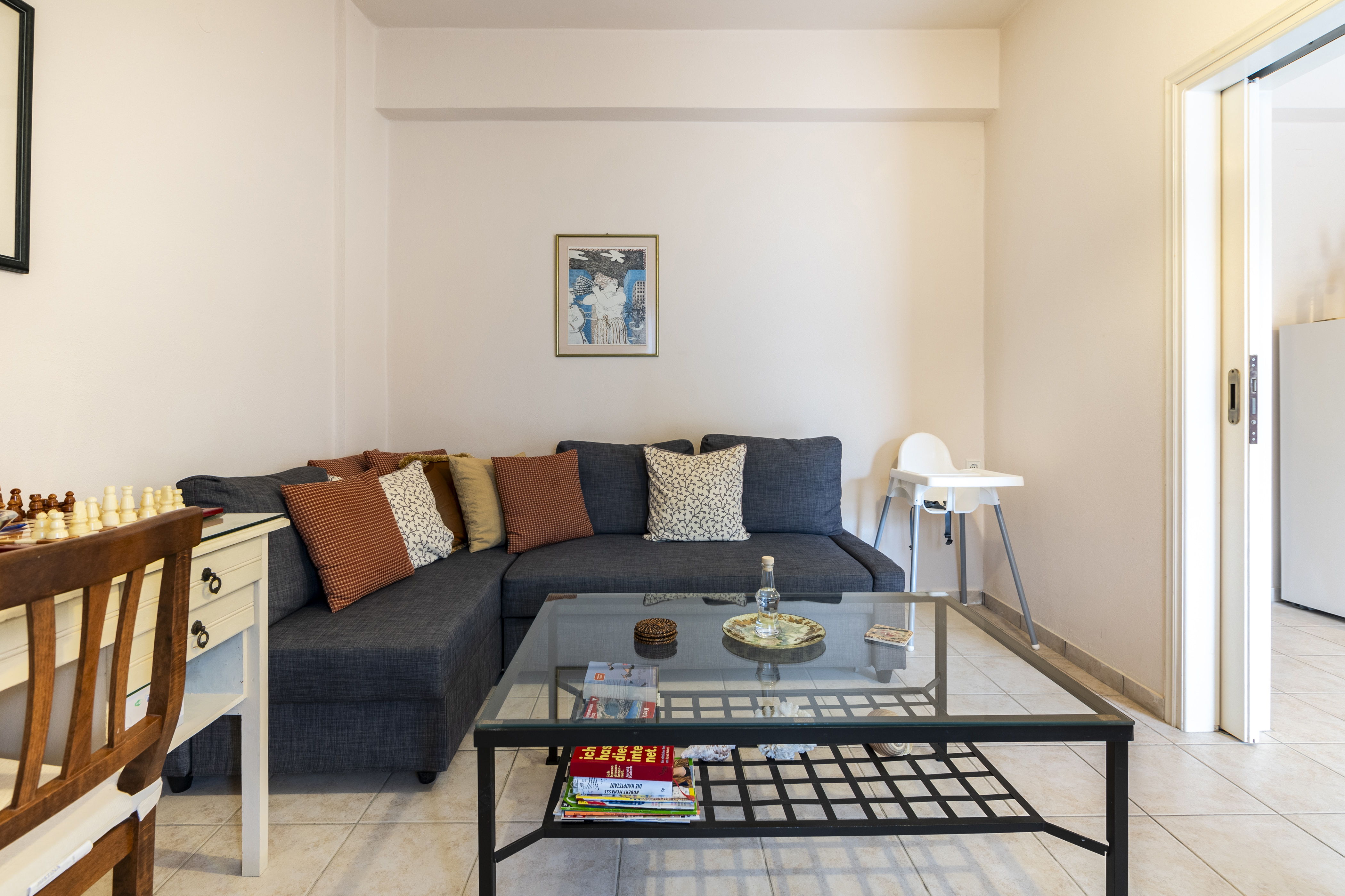 Roula Apts