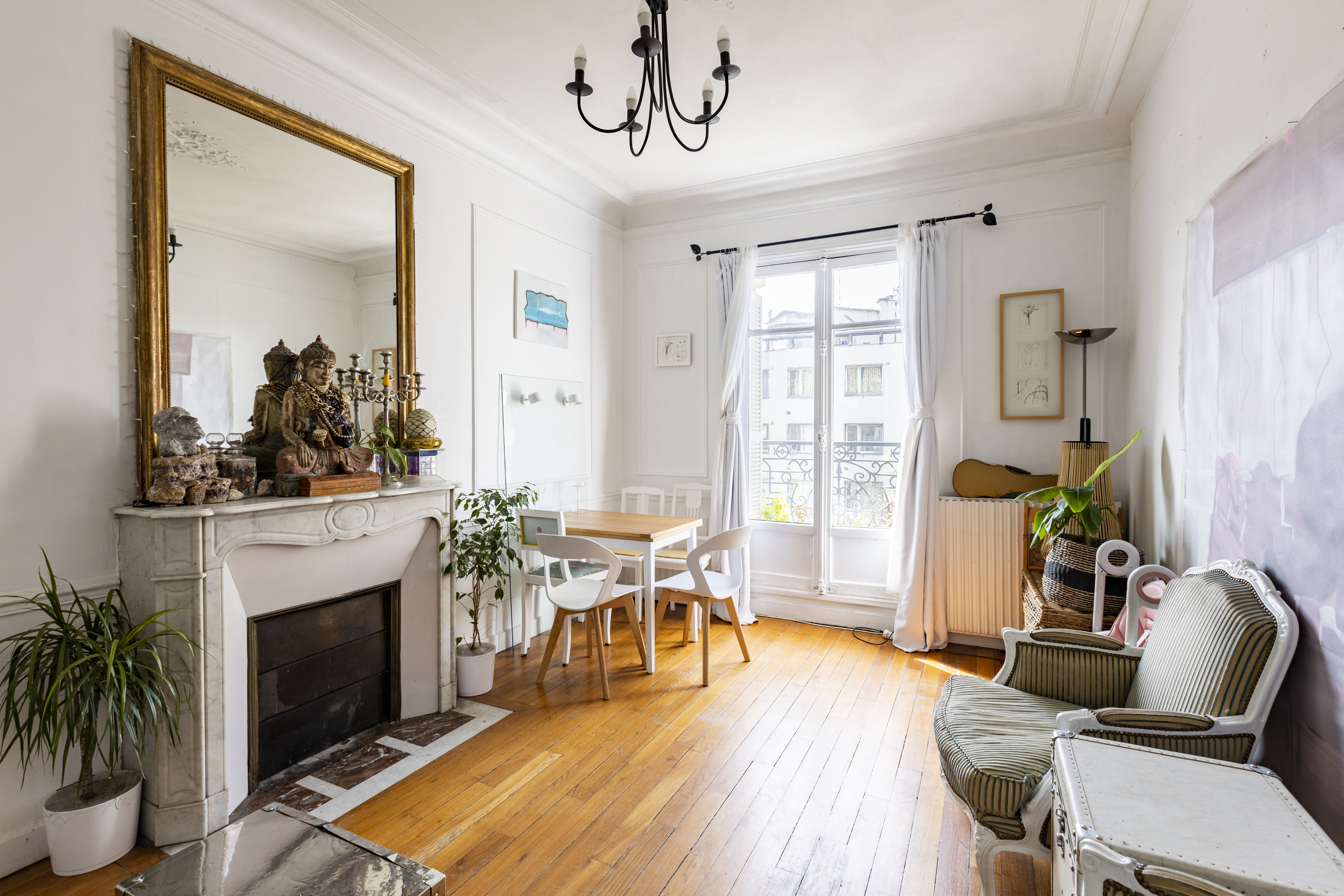 Charming Room in an Inspiring Flat