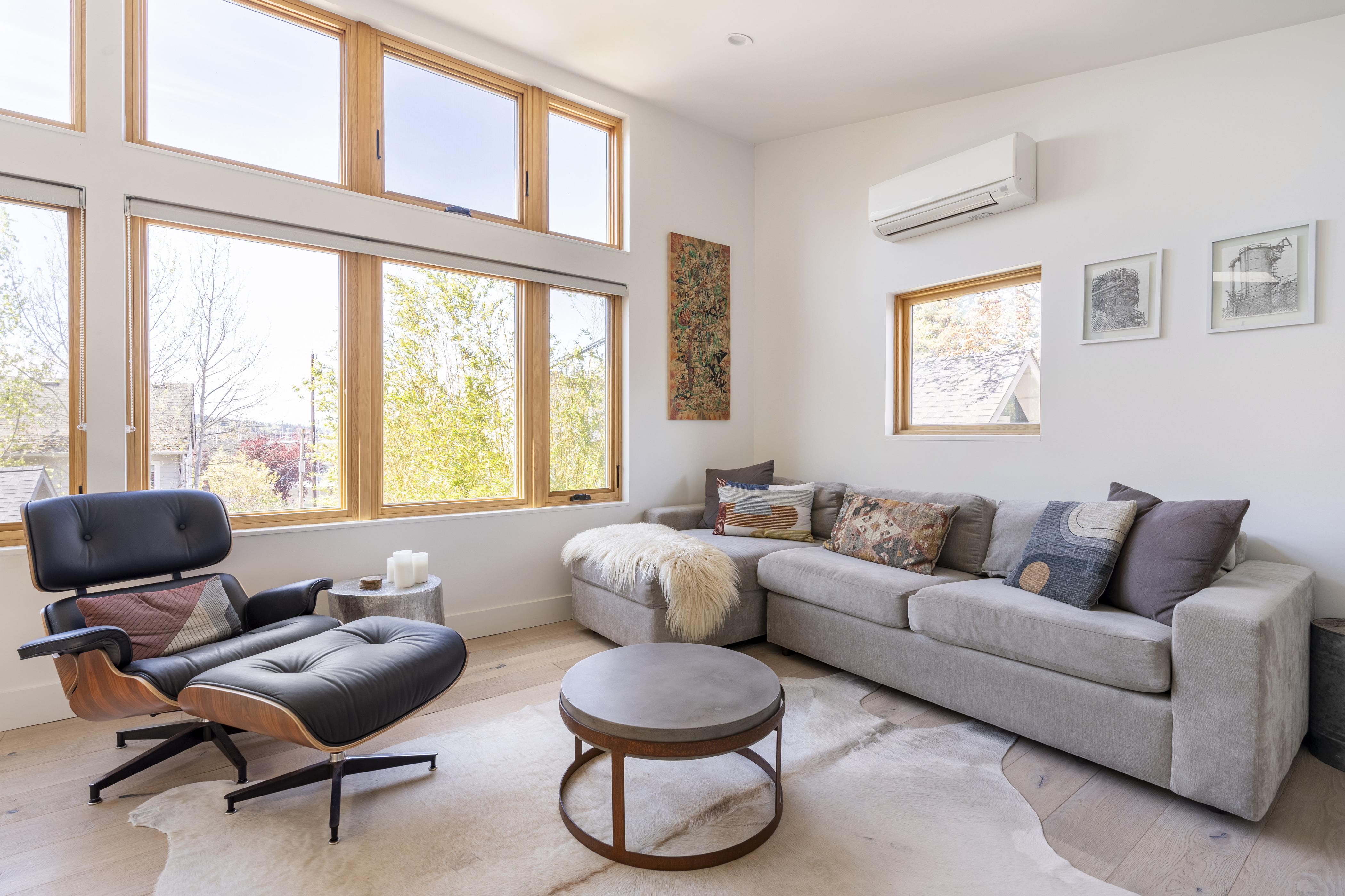 Architectural Gem, Light-filled, Modern & Cosy