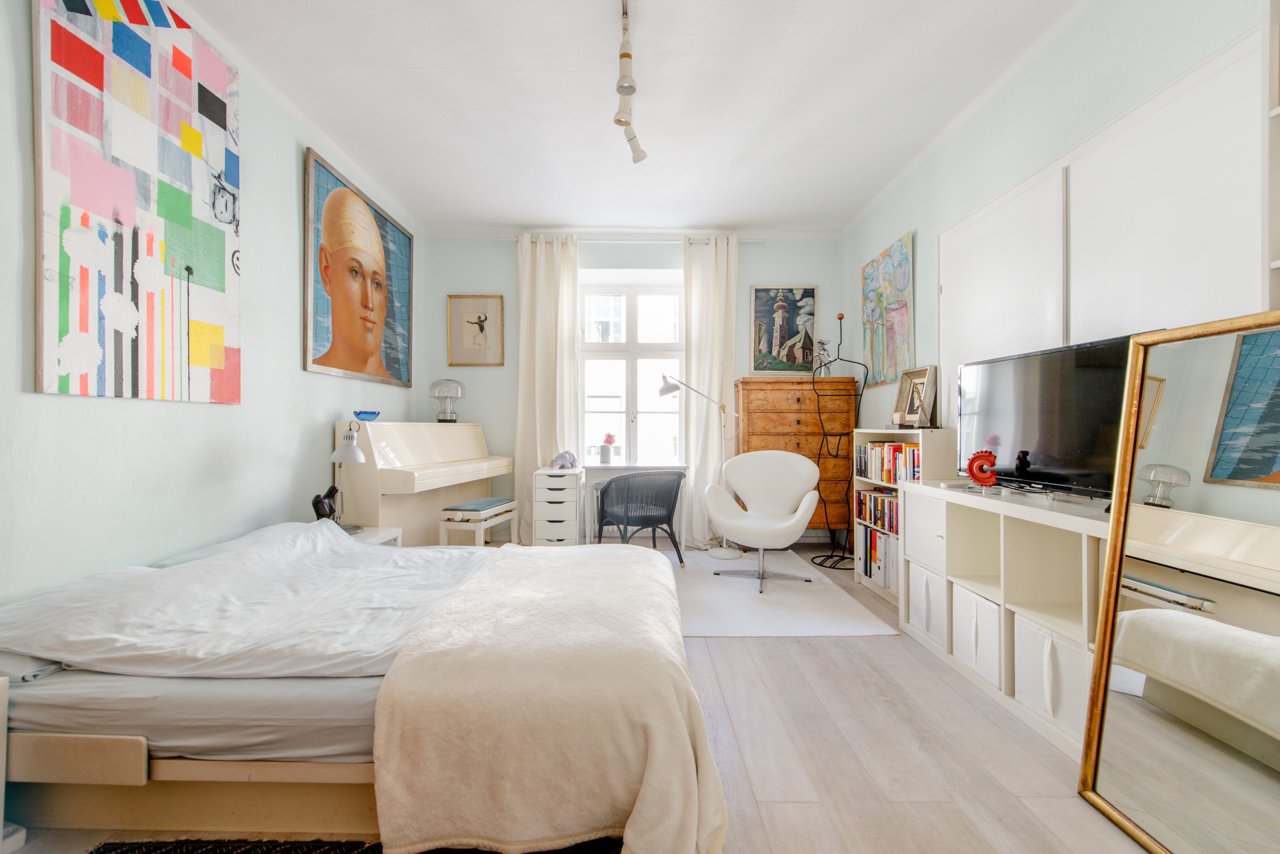 Room+ bathroom next to Oktoberfest in Maxvorstadt, Munich