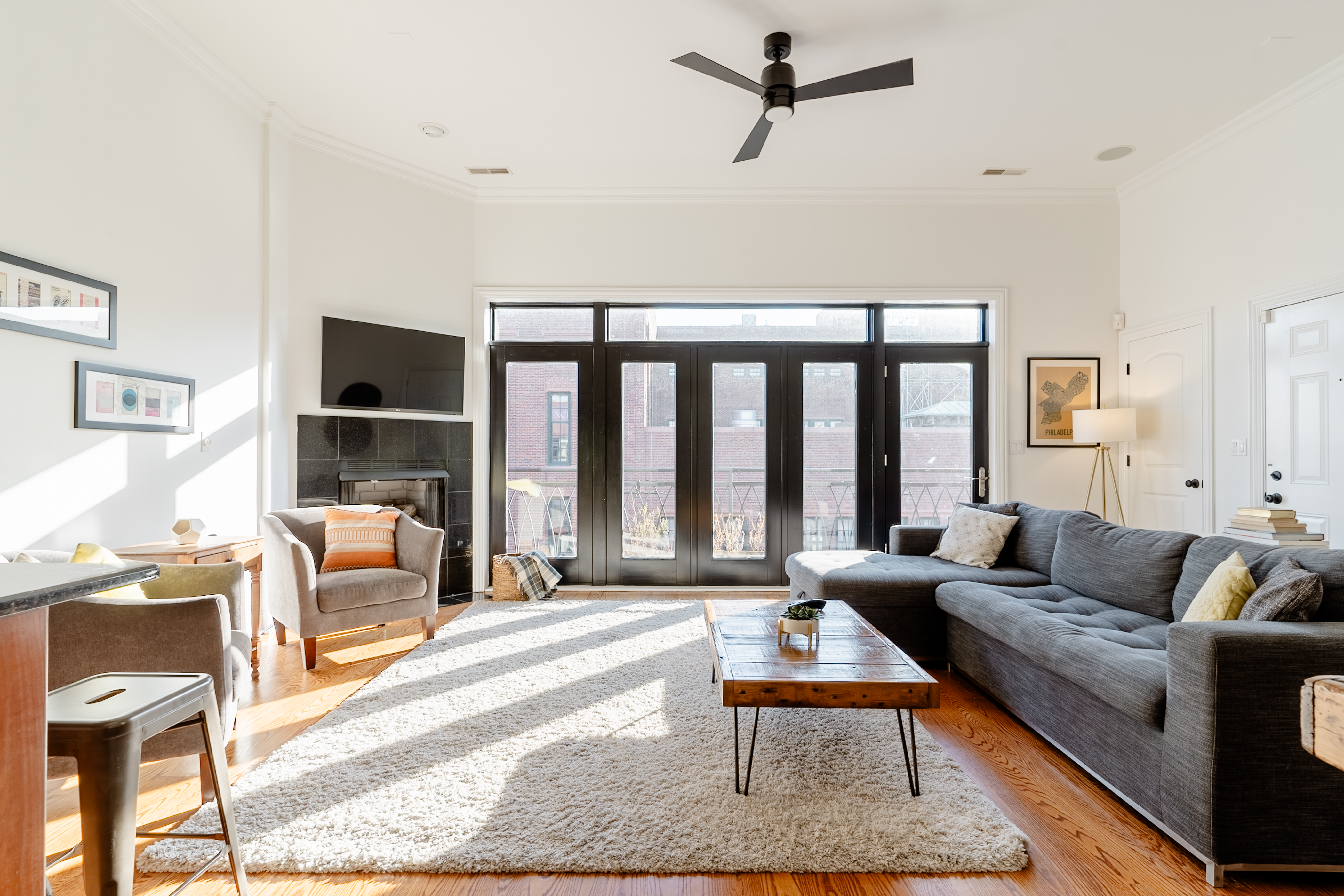 Gorgeous Penthouse with Stunning Views from Private Rooftop in West Town, Chicago