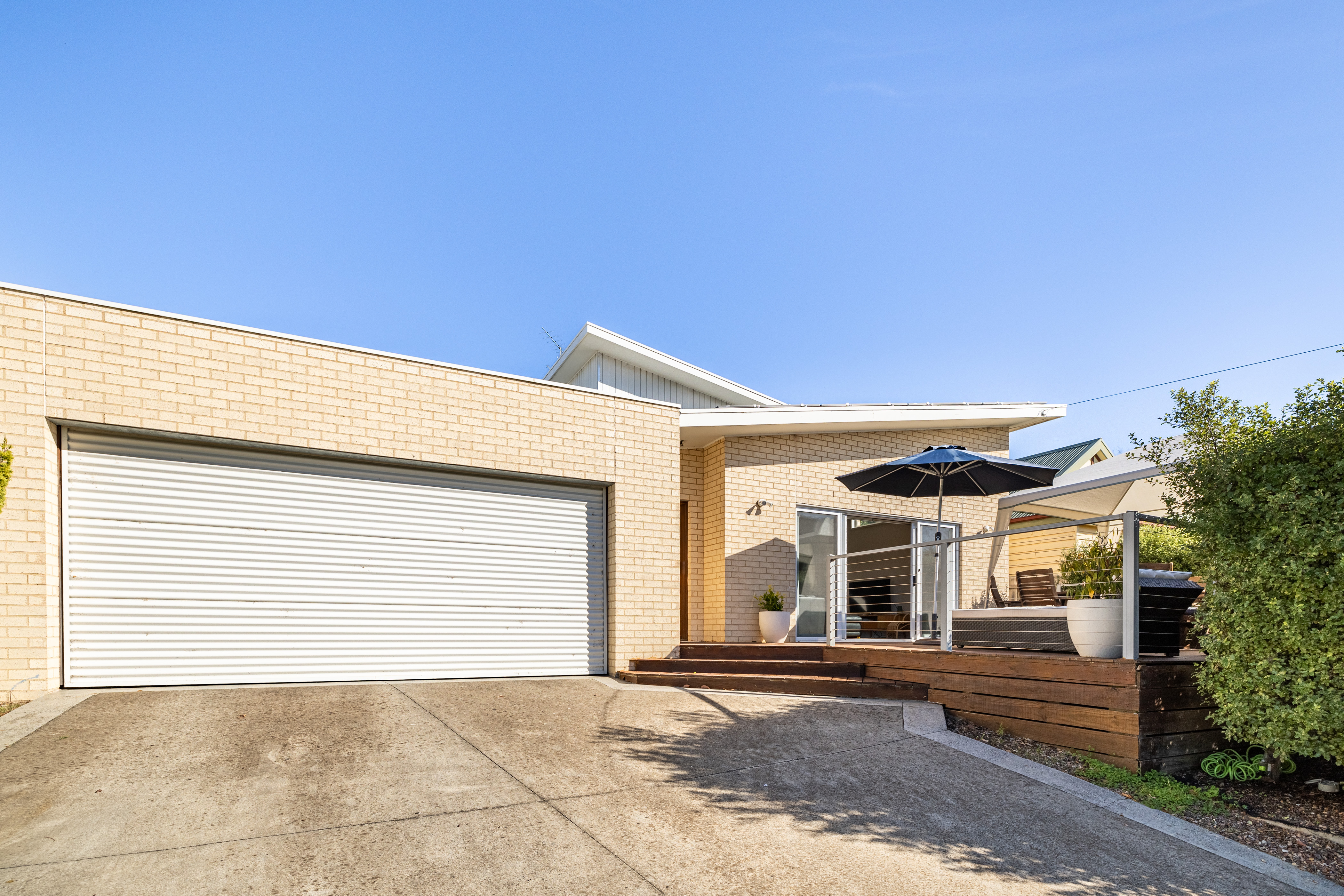 Ocean Grove Bright & Breezy (Entire House) in Greater Geelong, Barwon South West Vic