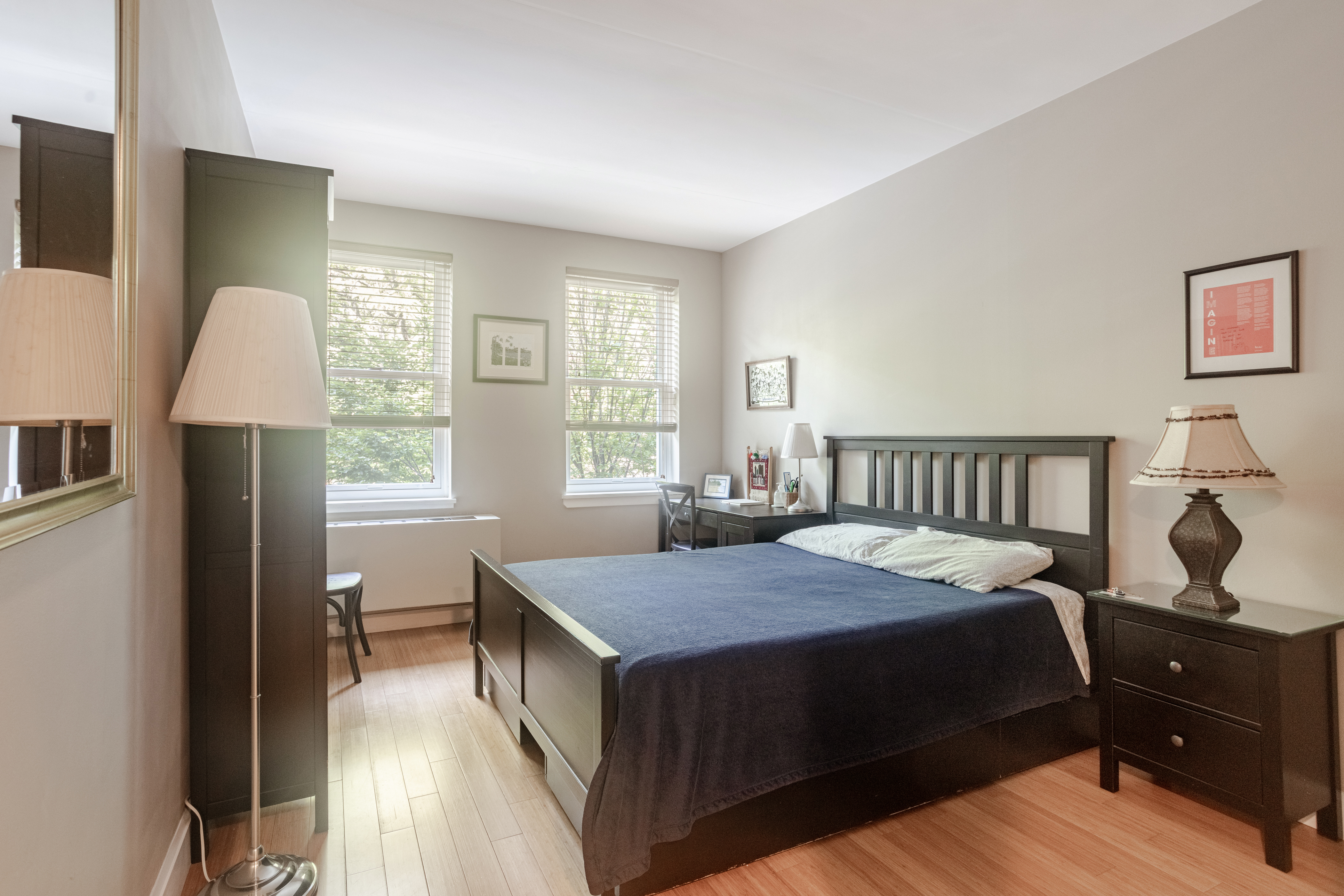 Comfortable, Sunny Room