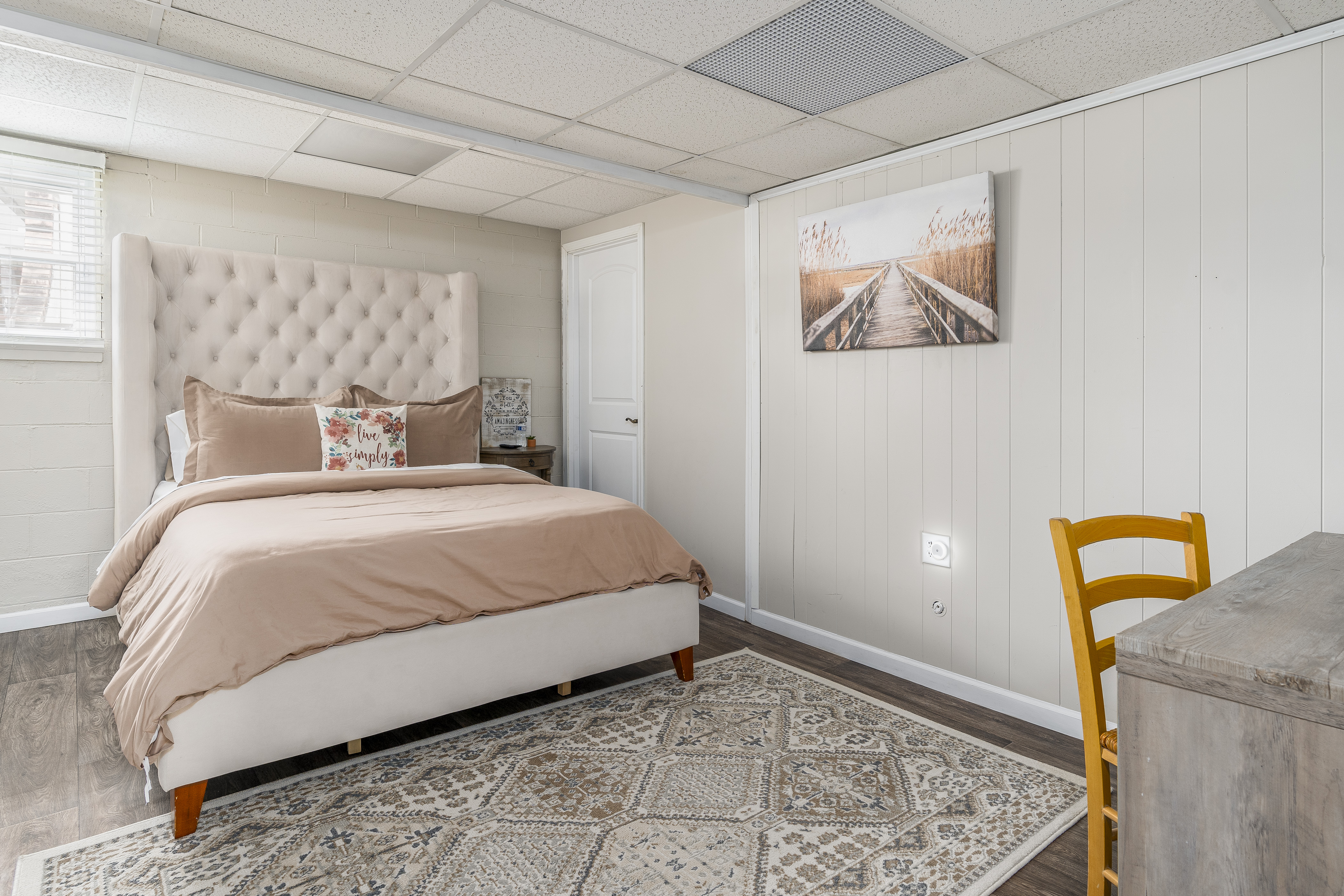 Cozy & Comfy 1 Bedroom in Northland, Columbus