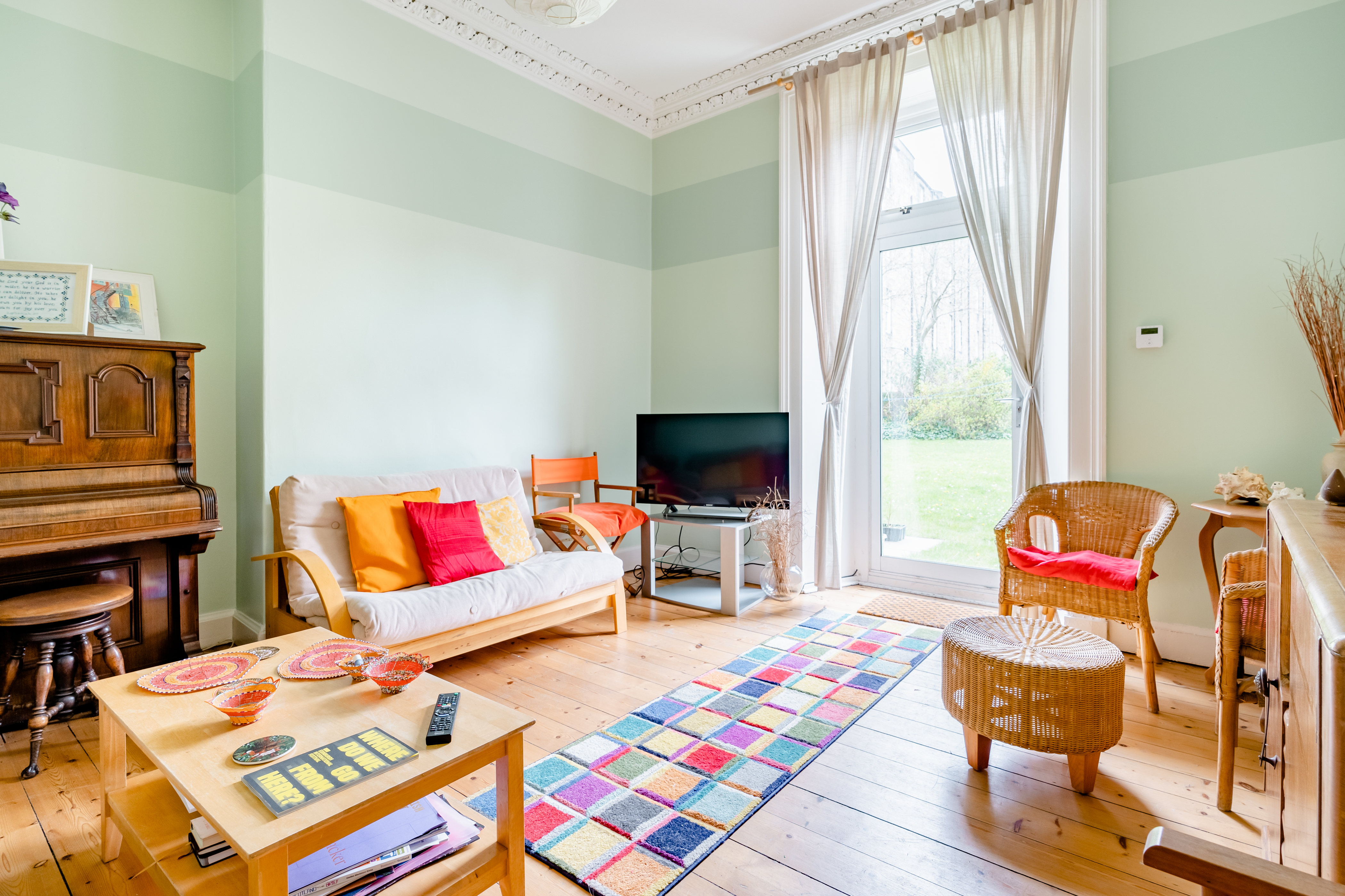 Have a beautiful park view and walk everywhere in Marchmont East and Sciennes, Edinburgh