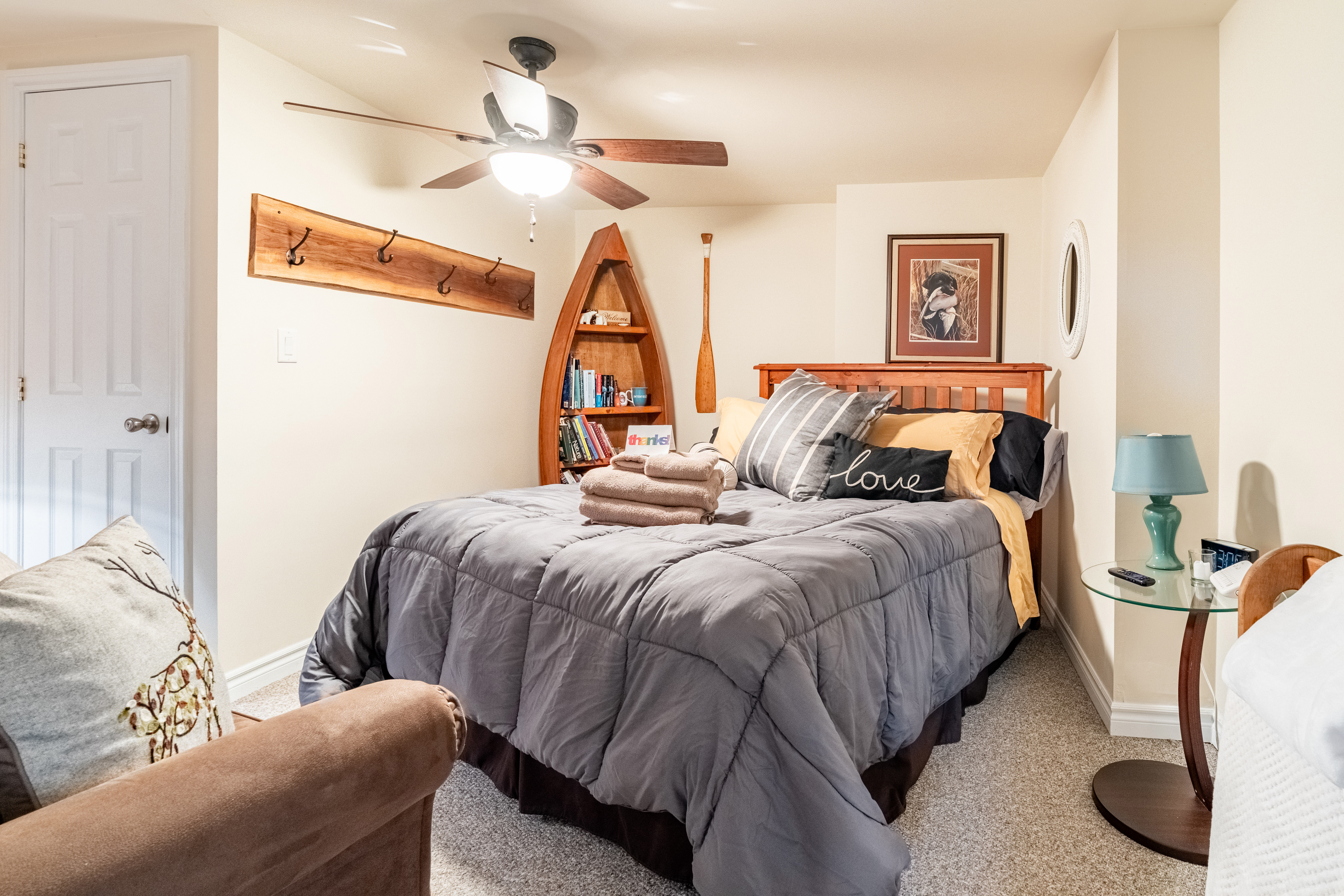Deer Haven * Beautiful Queen Studio Near Beaches