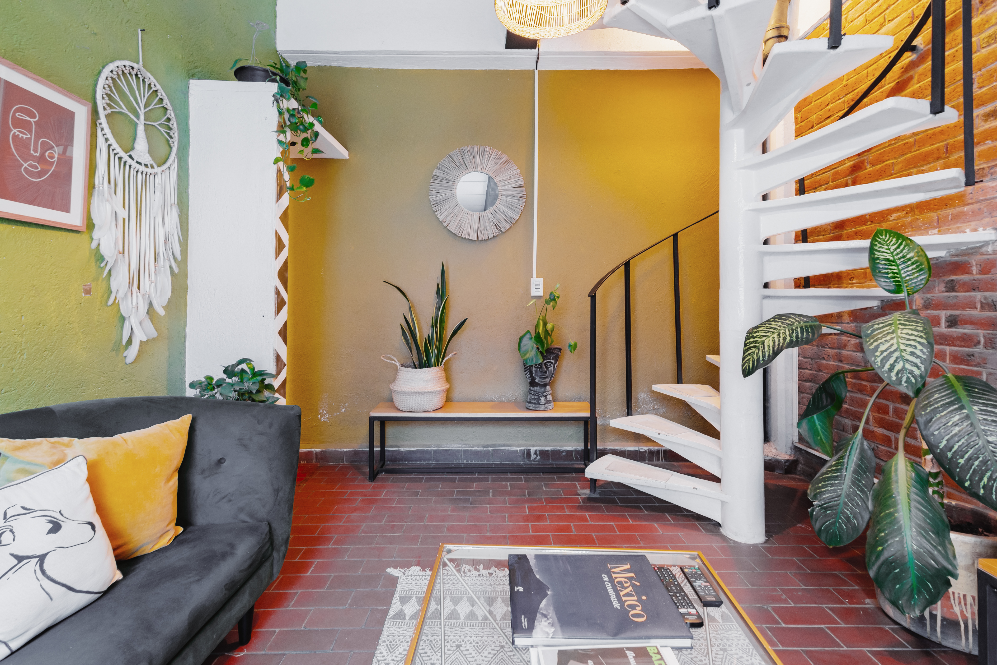 Incredible House Close to everything & Safe Area