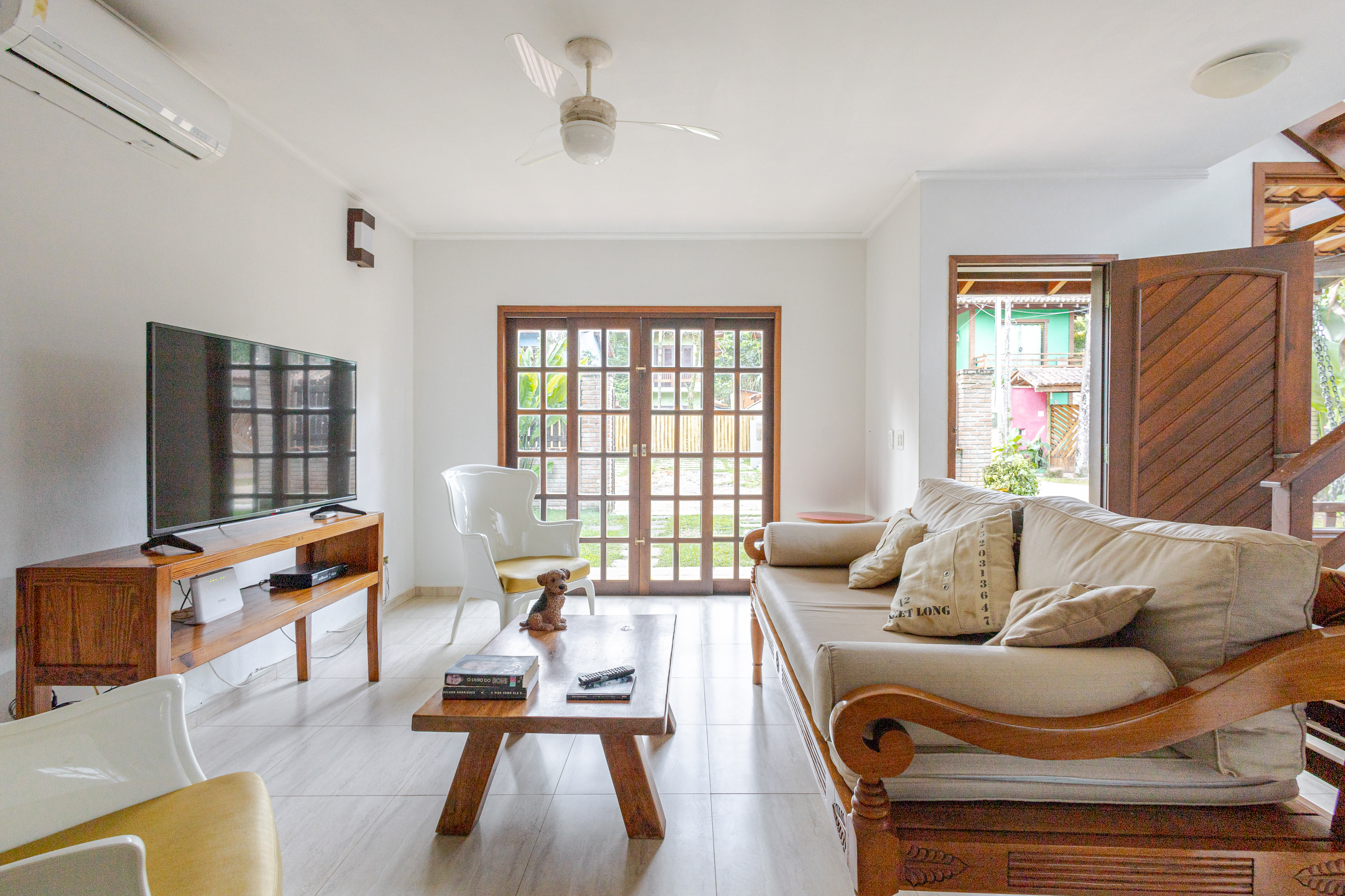 Spacious house with 3 suites and private pool