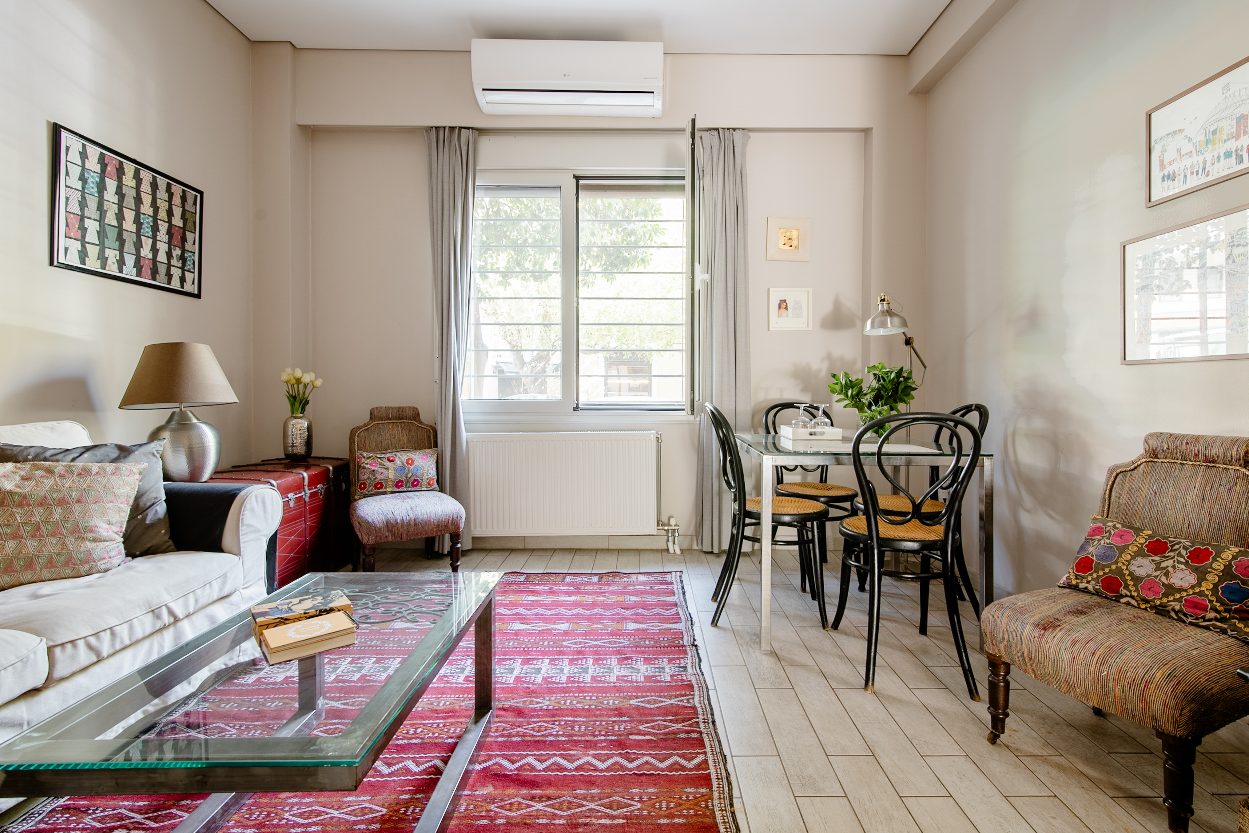 Apartment with Leafy Backyard Steps from the Acropolis
