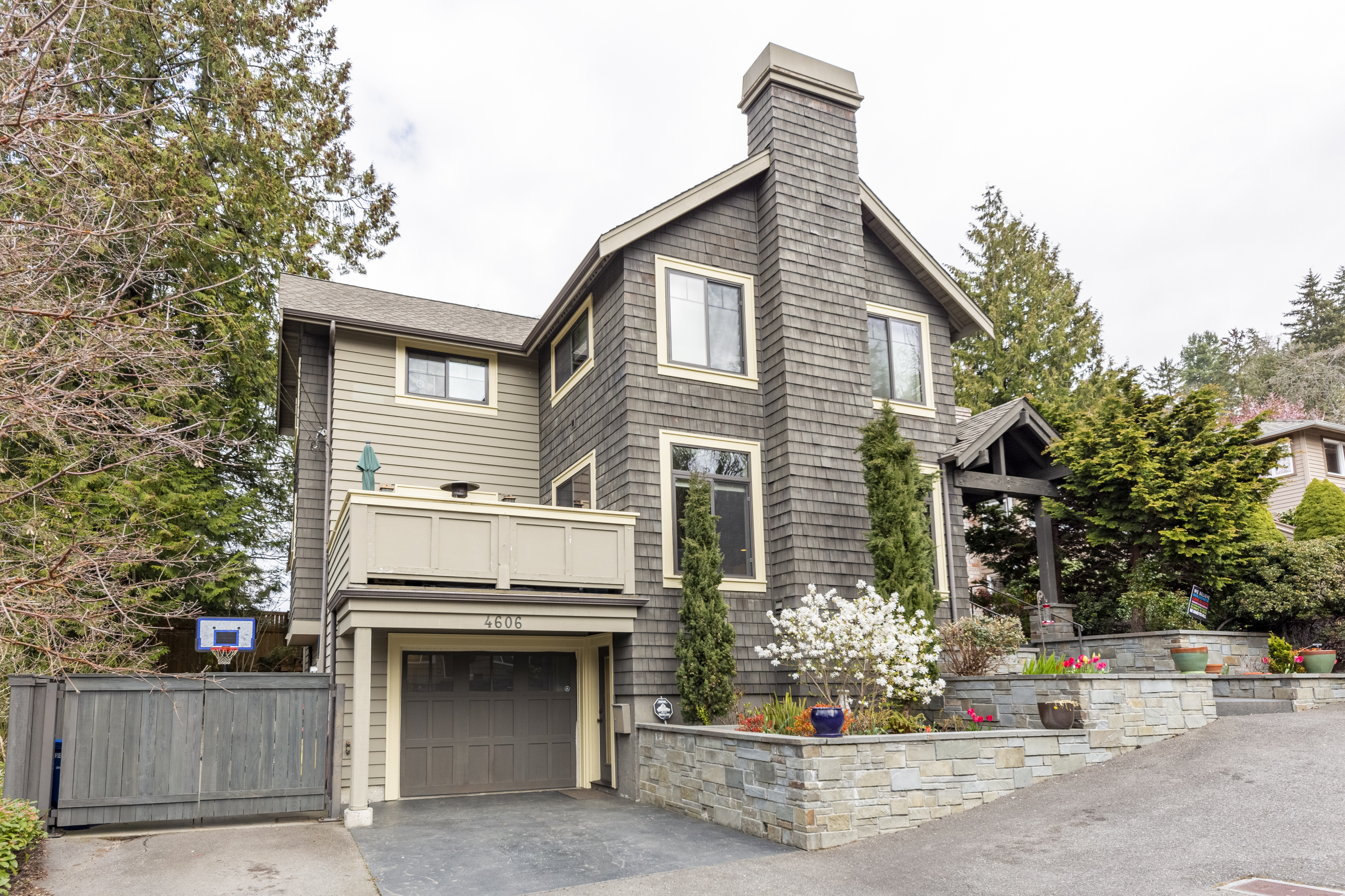 West Seattle - Private Family Suite