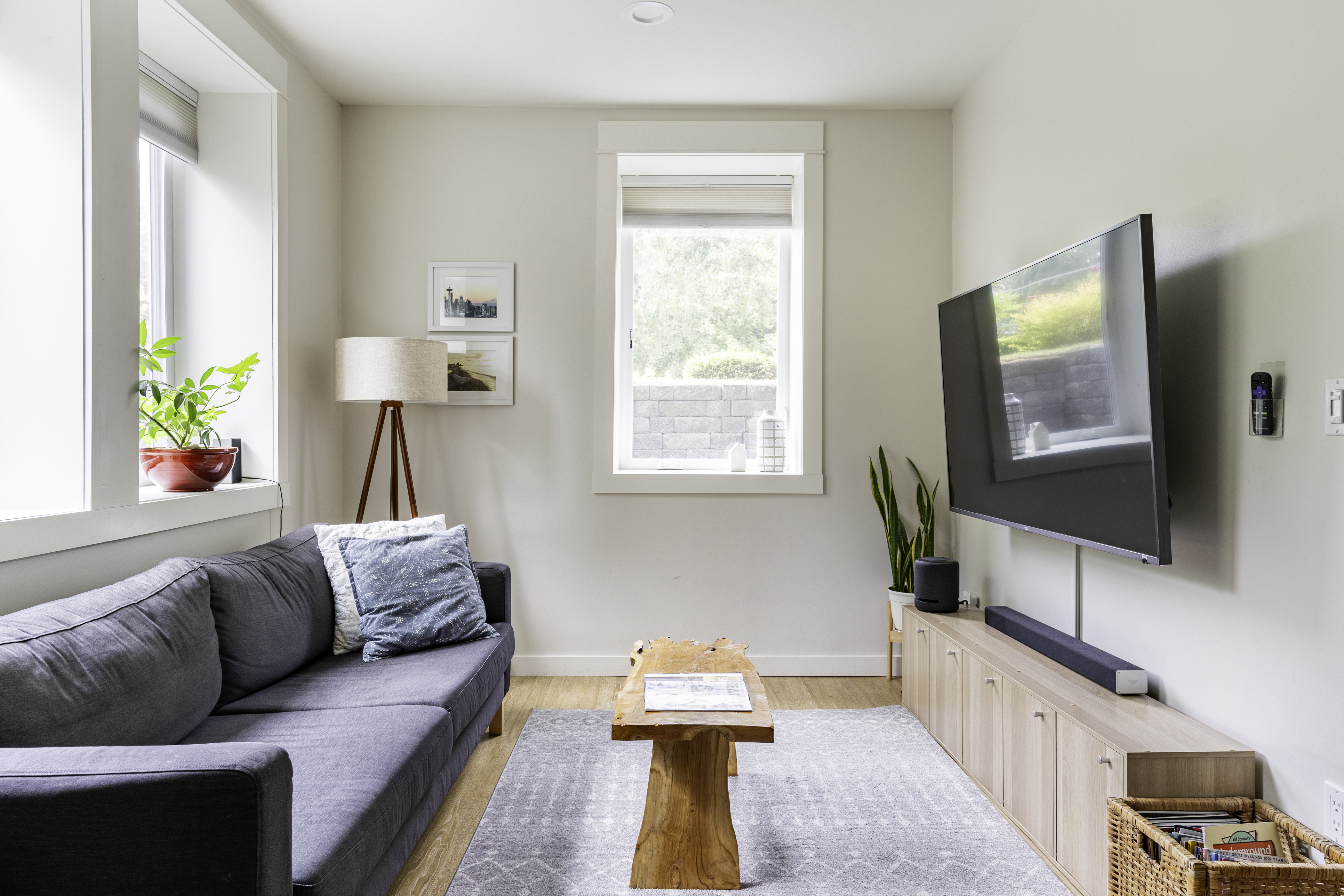 2 Bdrm, Newly Remodeled, Quaint, and Central Suite