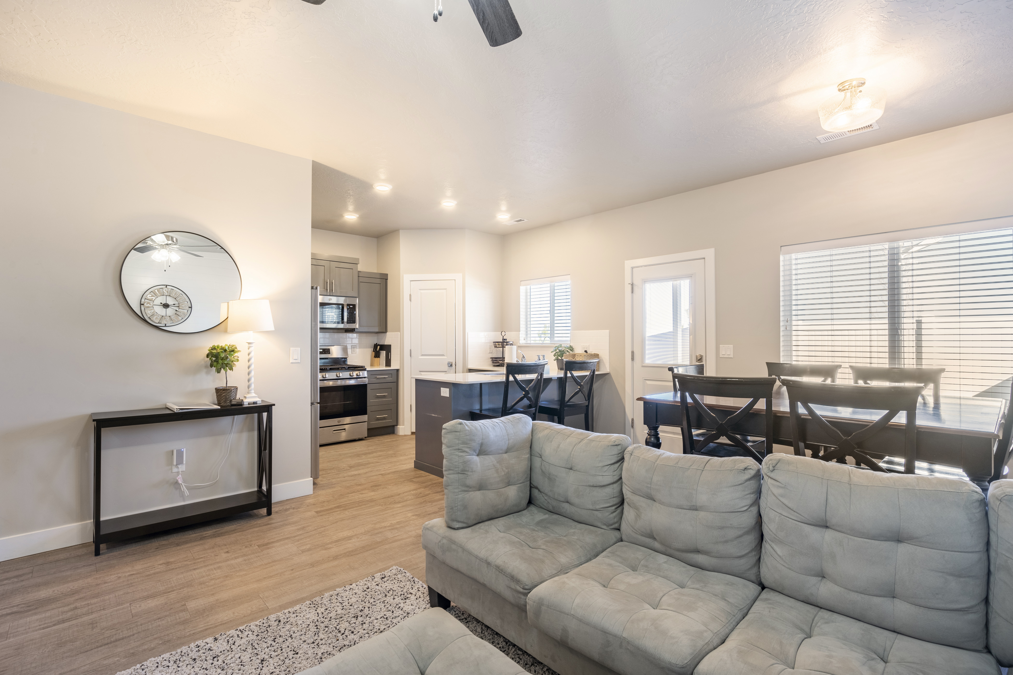 No Cleaning Fee! New! 3 bed, 2.5 bath, Town Home
