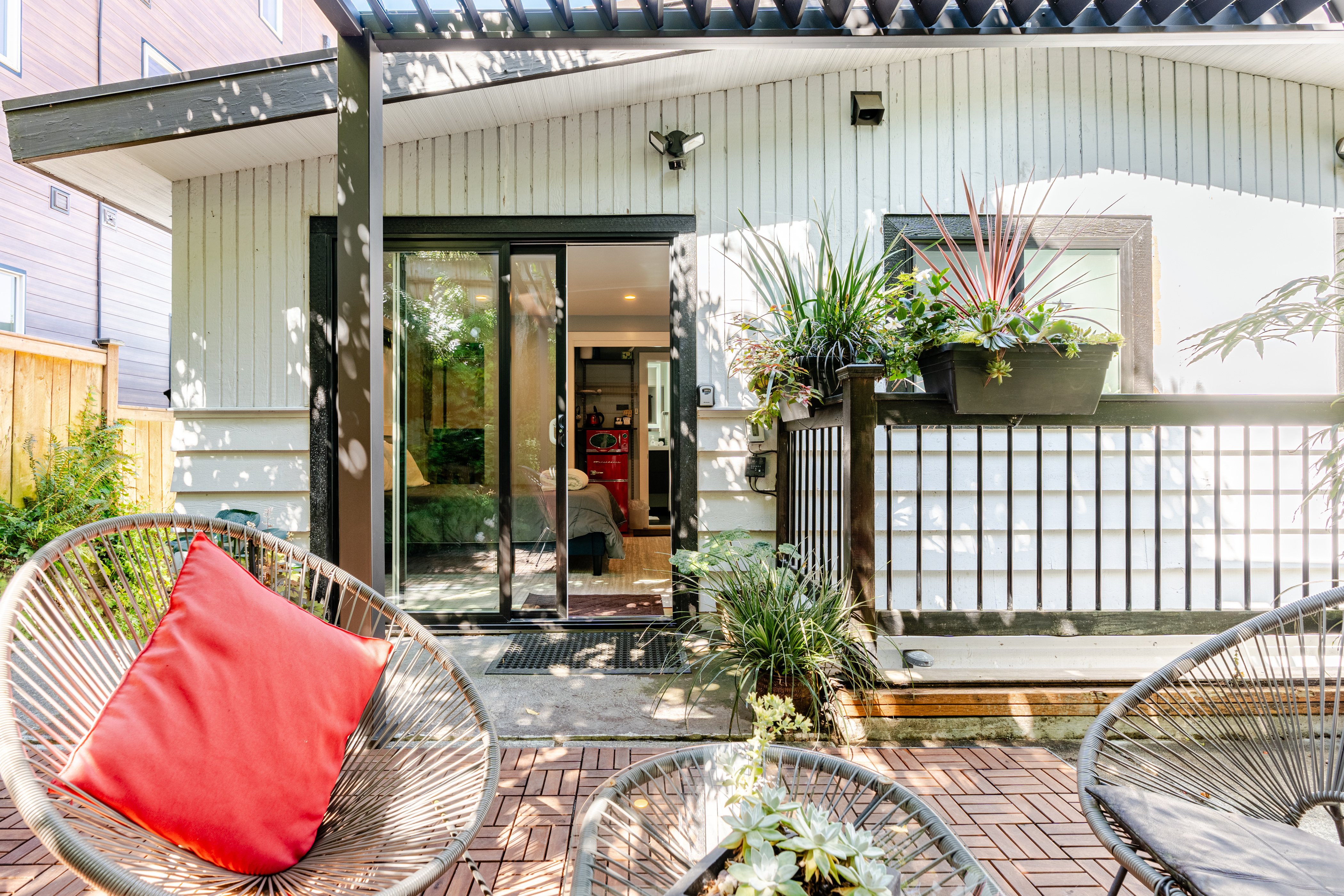 Garden Terrace Bedroom and Private En-Suite Bath