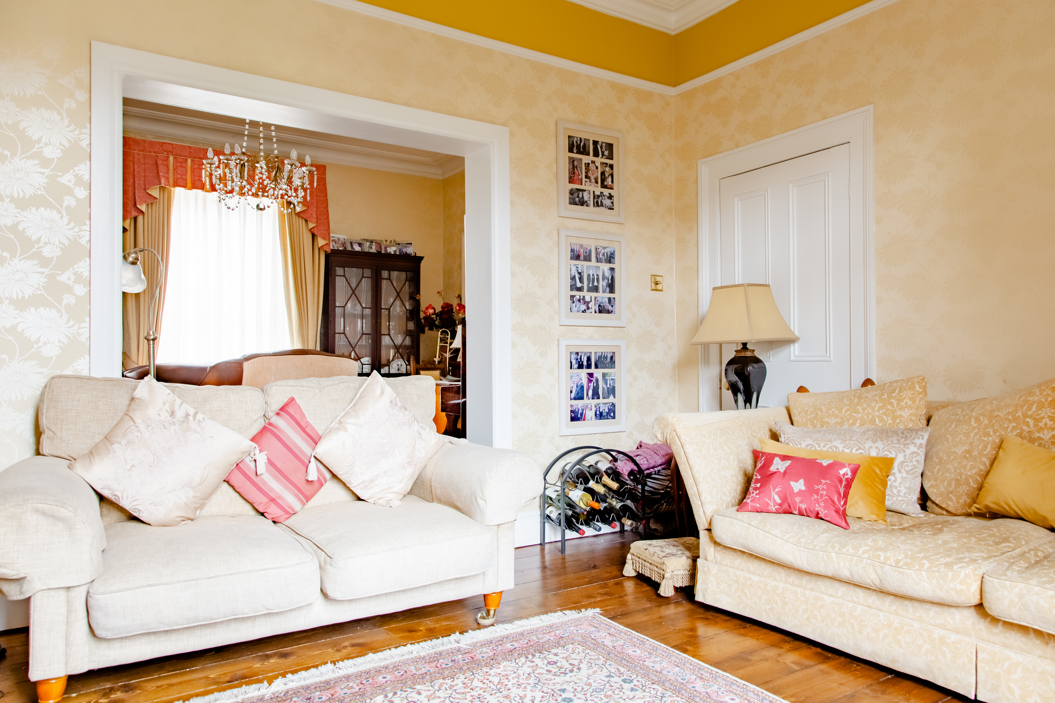 sunny double room in victorian home