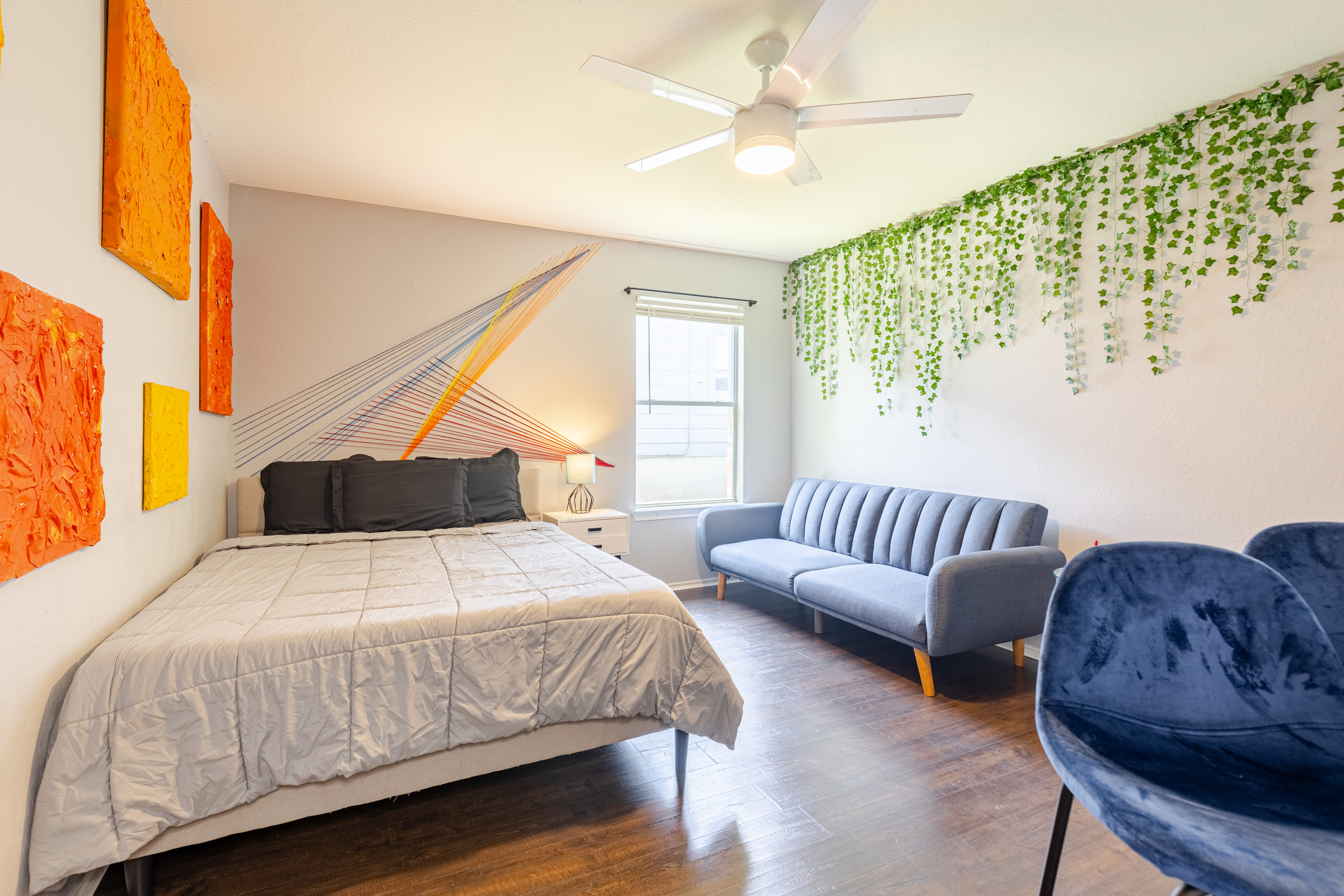 Private East Austin guest suite w pool access in 78724, Austin