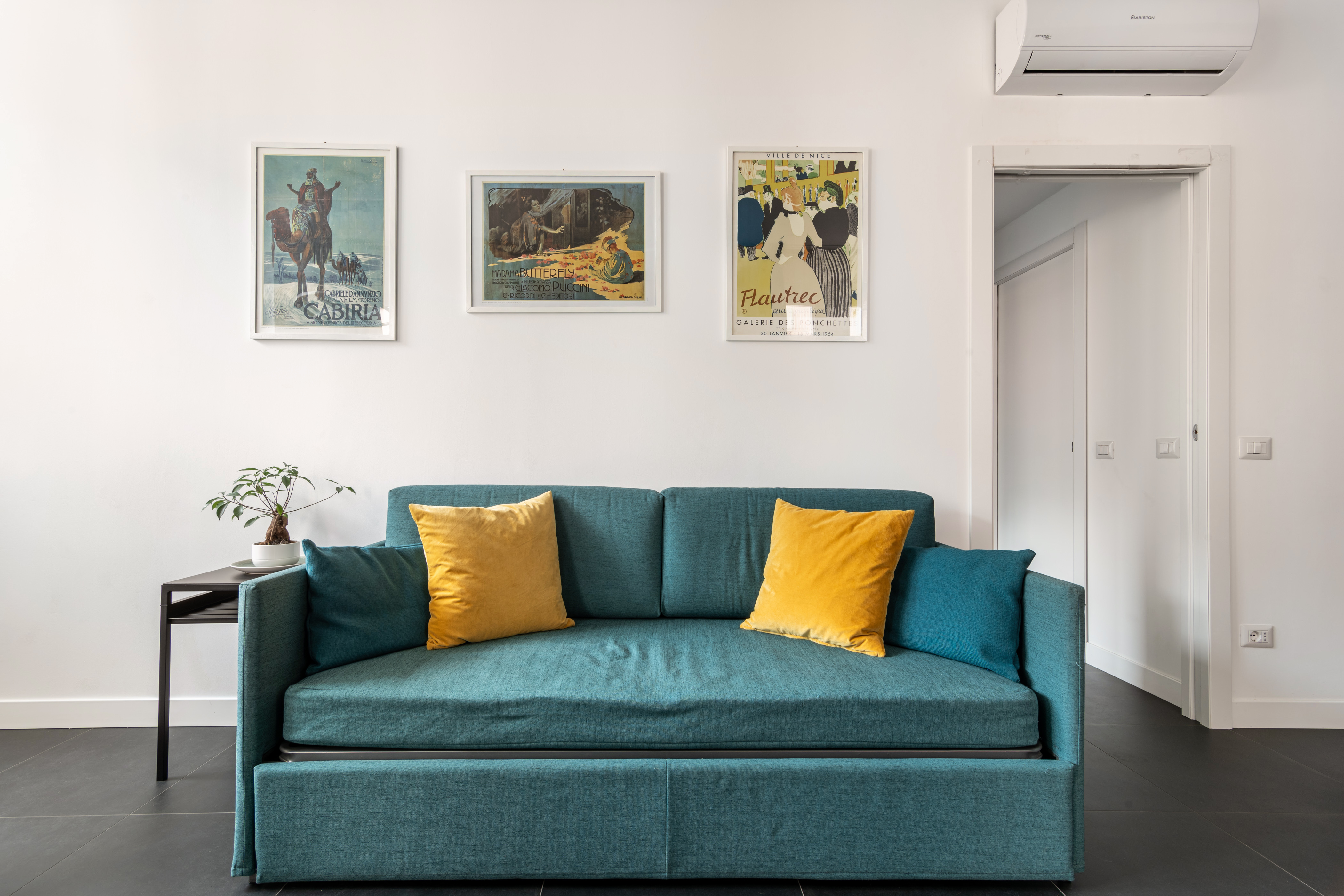 Rent in Como  Apartment 1