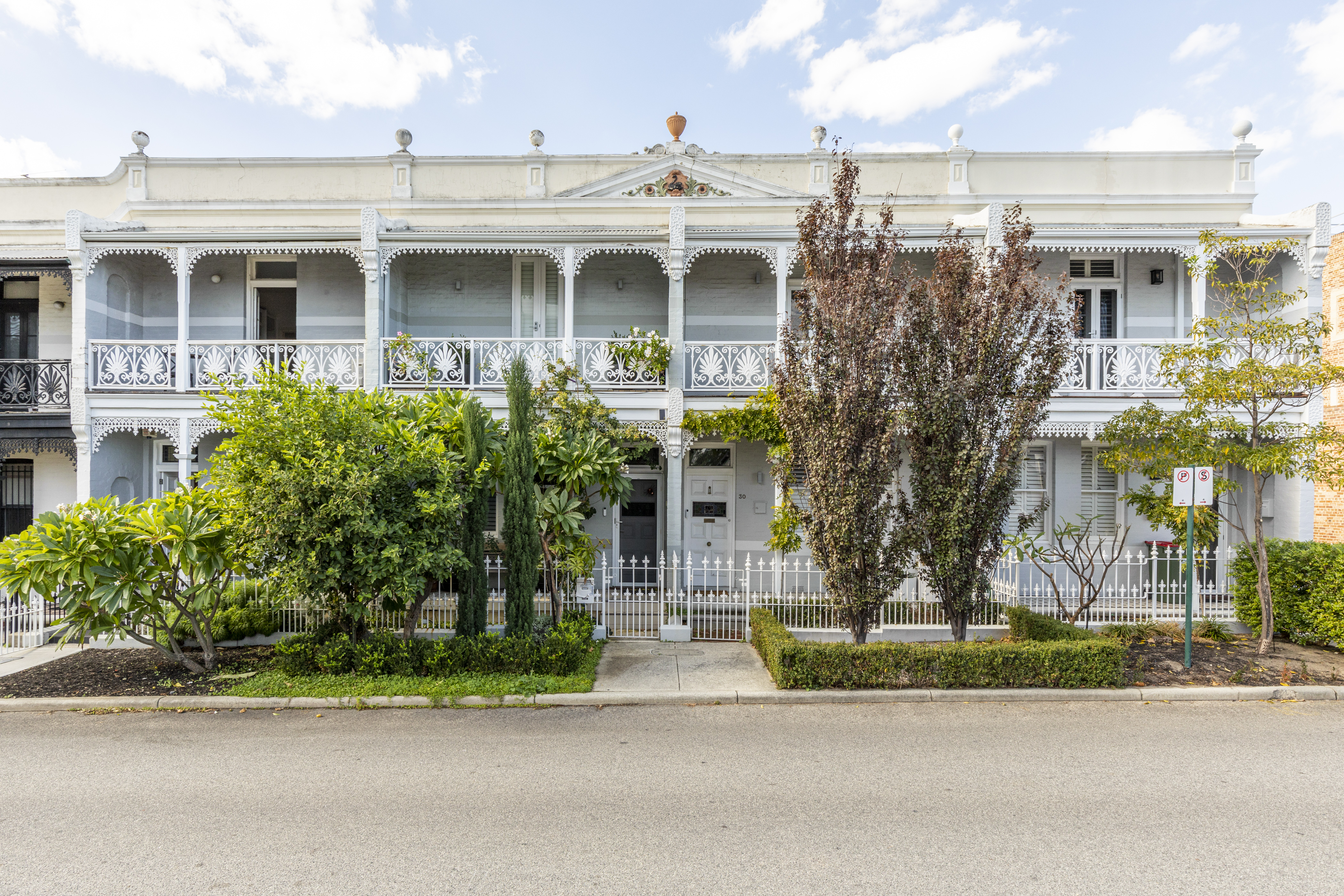 Heritage listed inner-city terrace in Subiaco