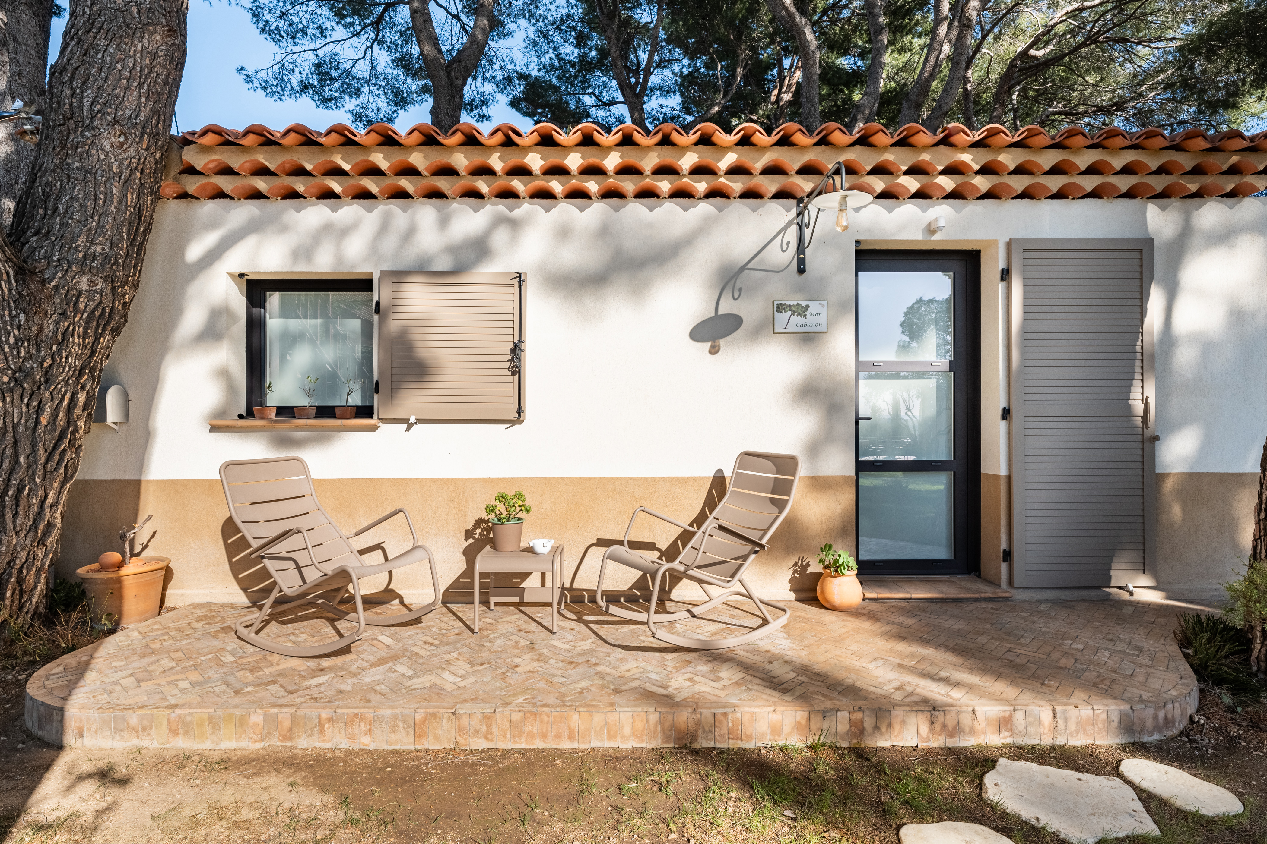 Tiny House up to 4p with pool near Marseille