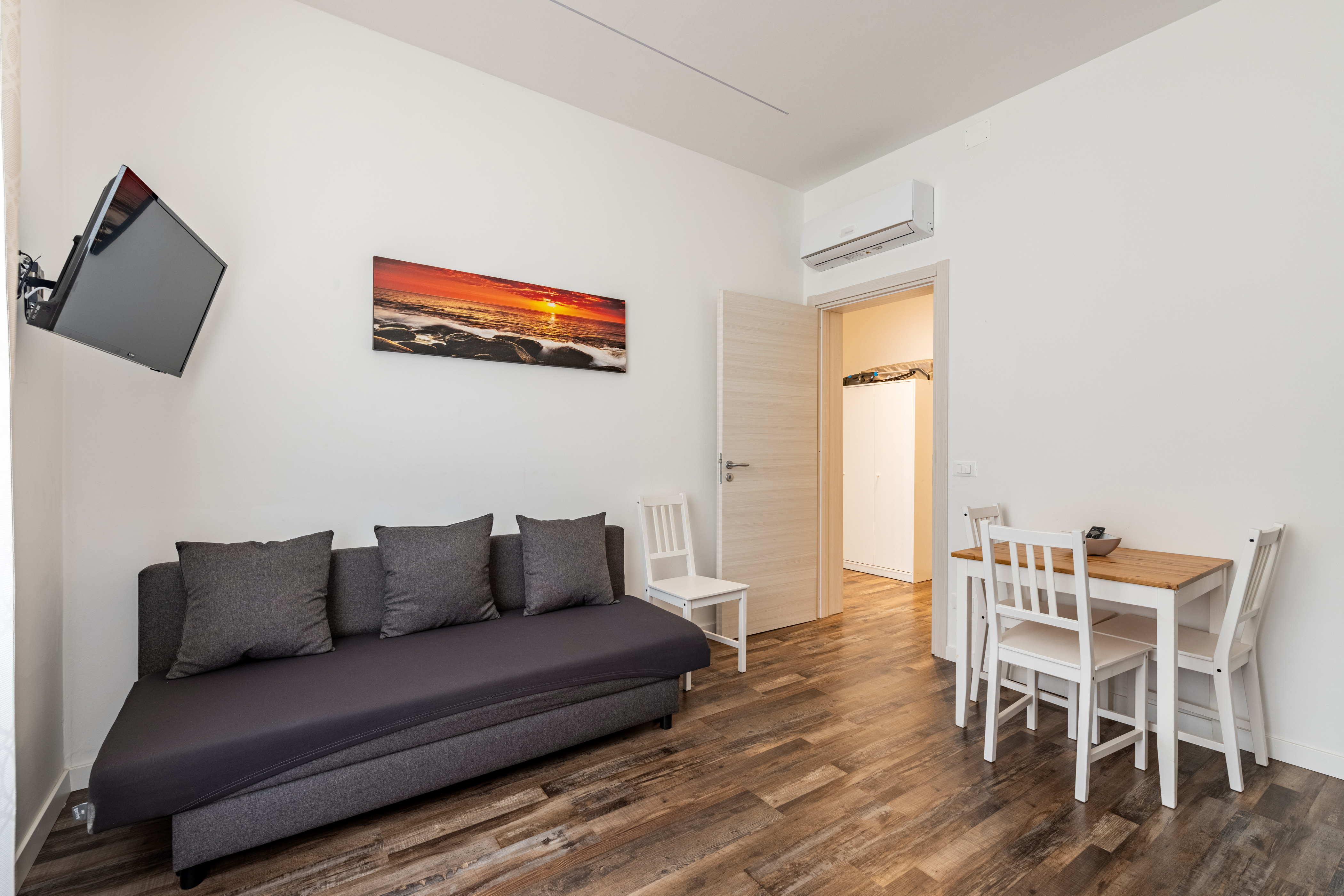 Apartment near the sea!