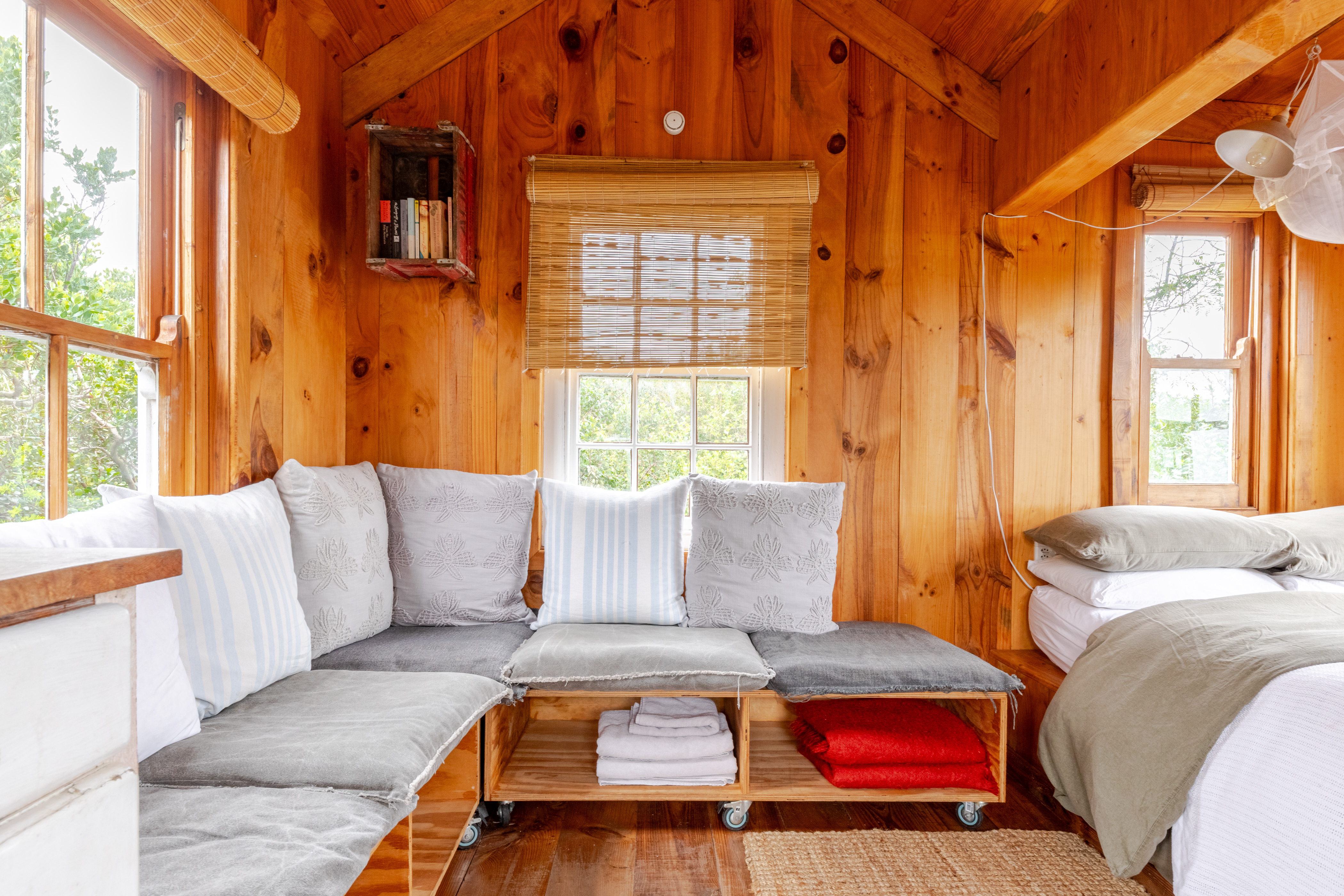 Amma Beach Cabin, Scarborough