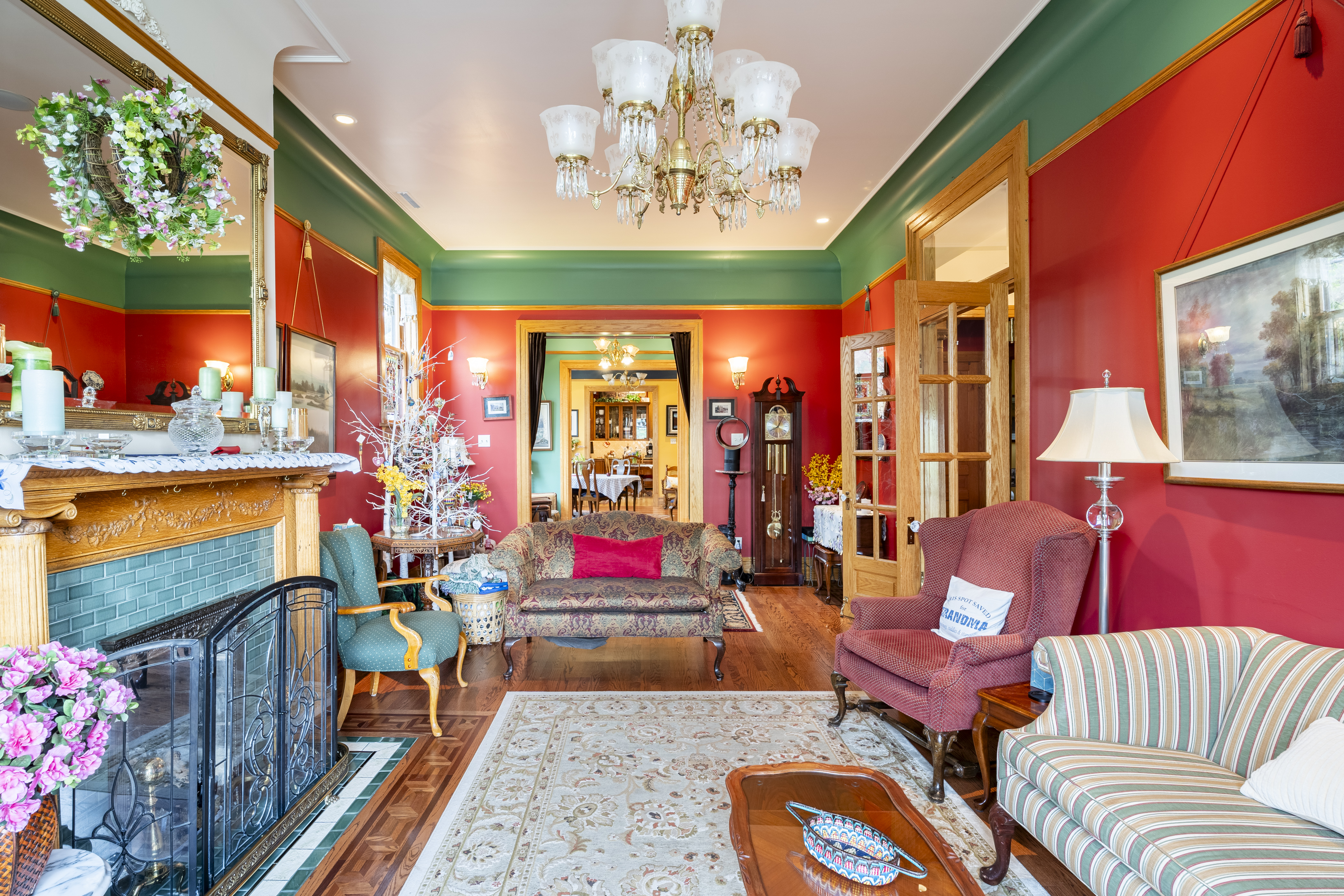 Private Queen Bedroom with Private Bathroom in Lake View, Chicago