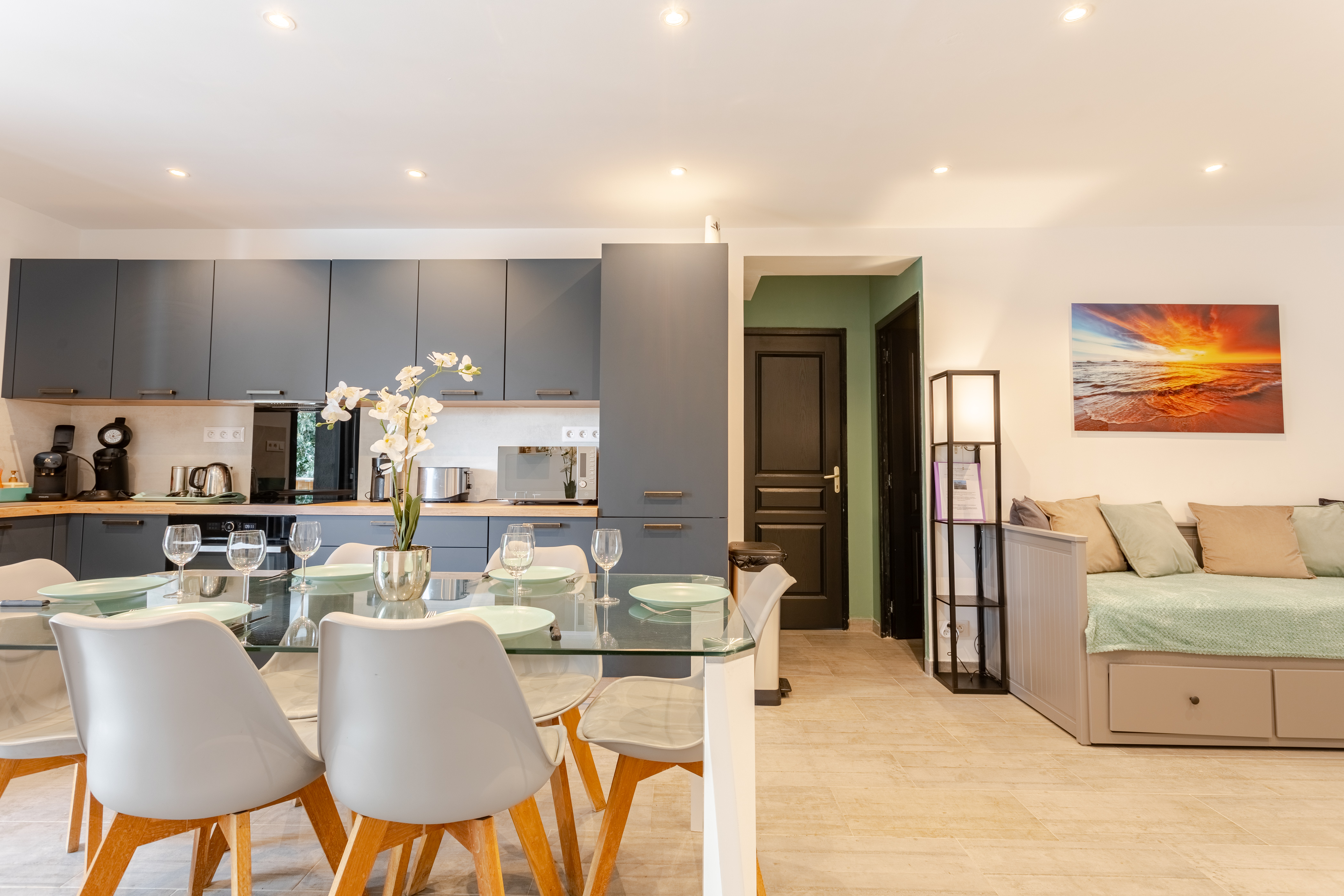 Ground floor of Villa: heated pool, pétanque court