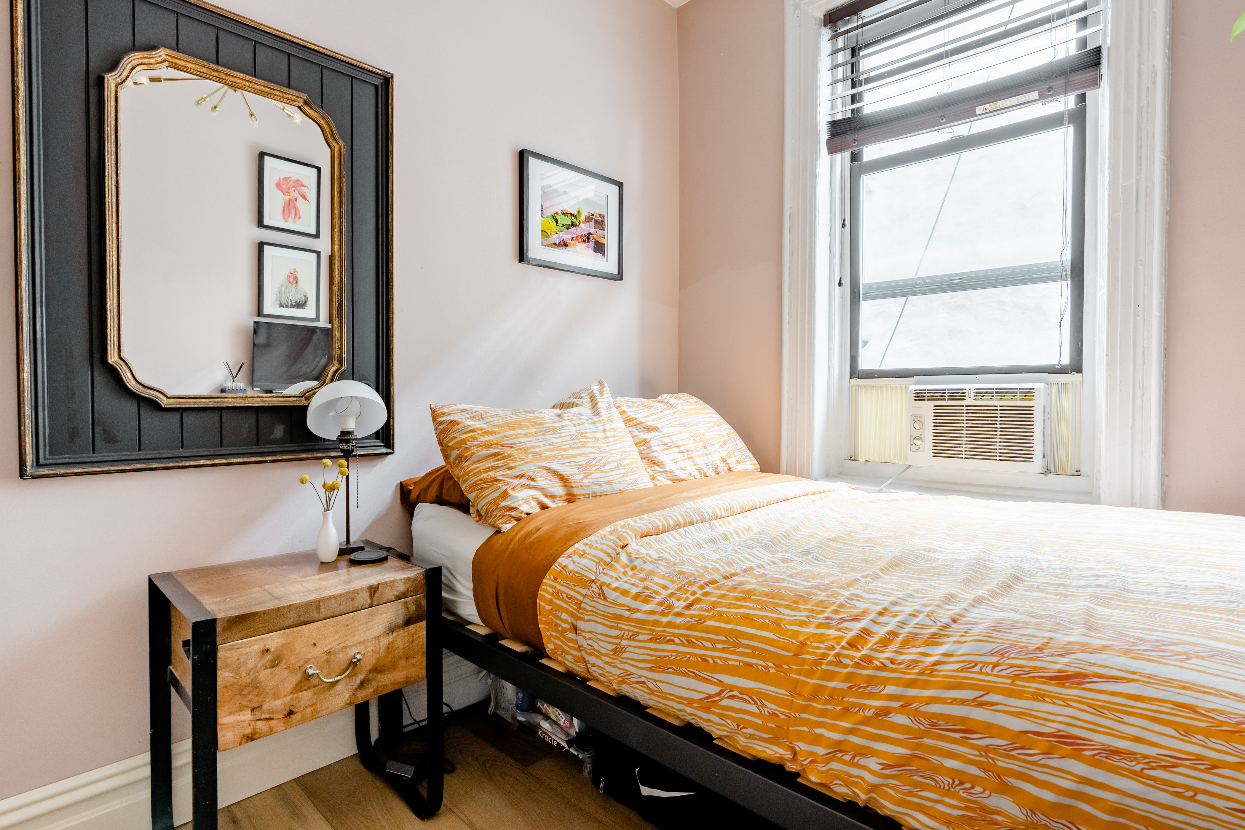 Private East Village Gay-Friendly Dbl Room
