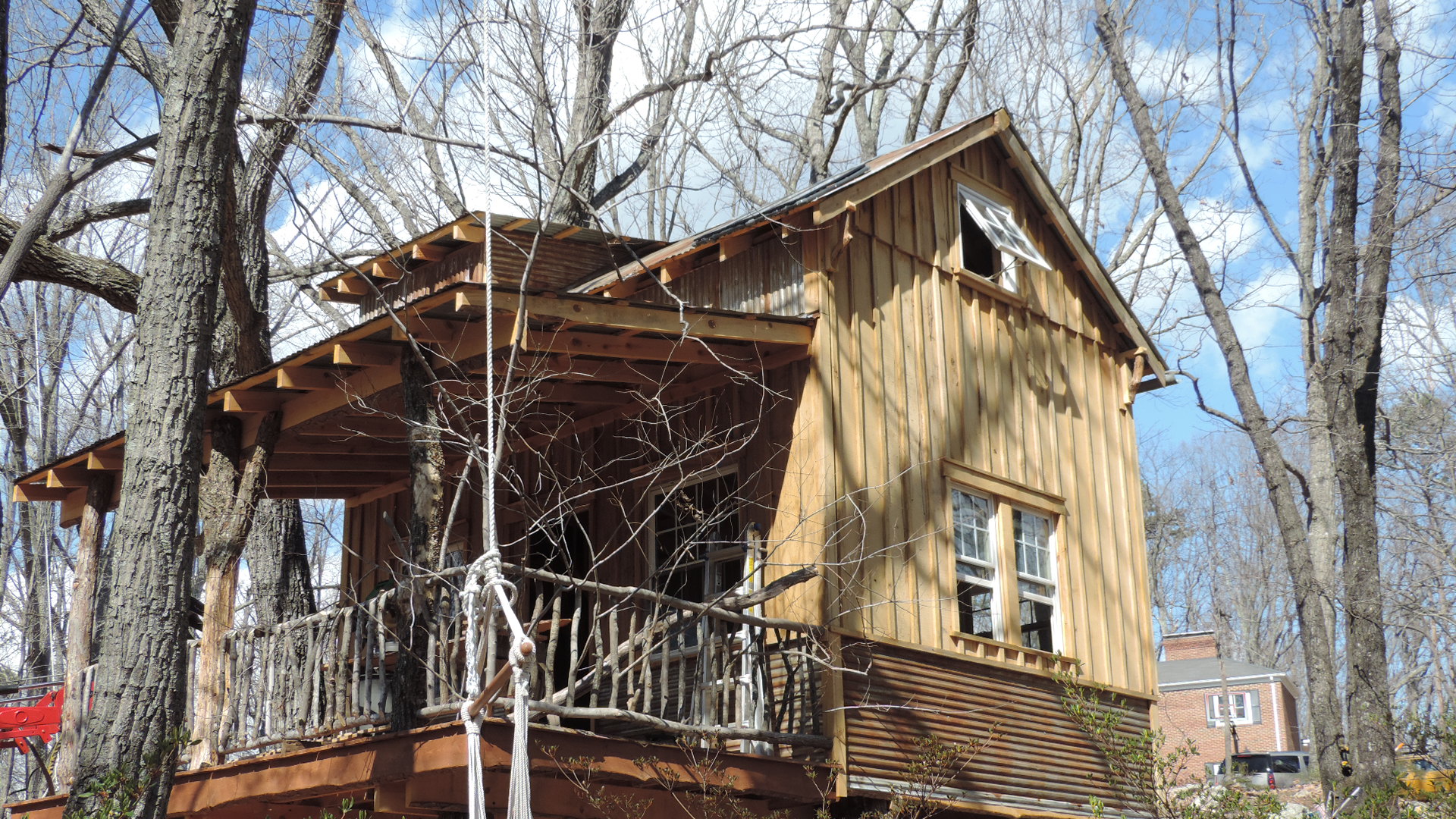 Peach's Paradise EcoCabin & Bath In The City! Cabins for Rent in