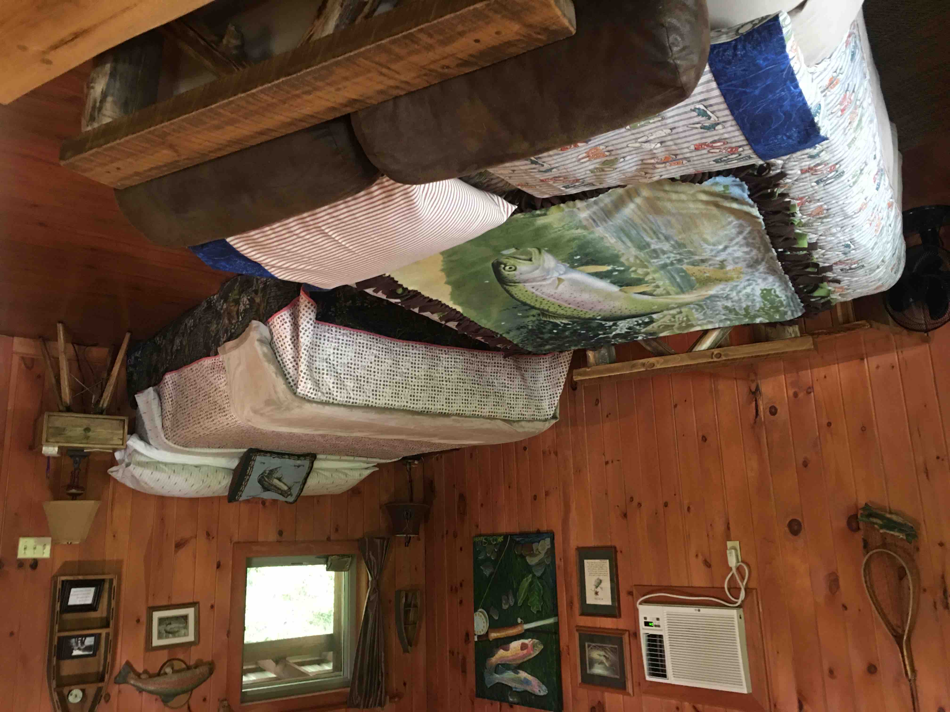 Lil Cabin on Little Red River Guesthouses for Rent in Heber Springs